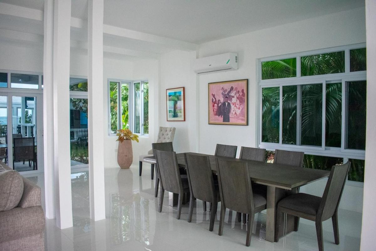 The W Villa 5 BR Oceanfront w Staff view 4