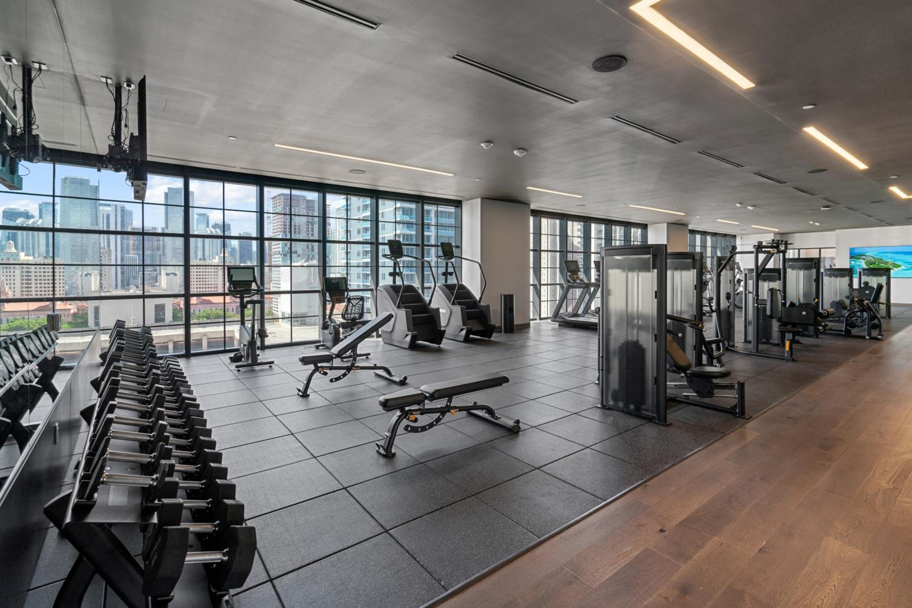 New Luxury 26th Floor Apartment in the heart of Miami