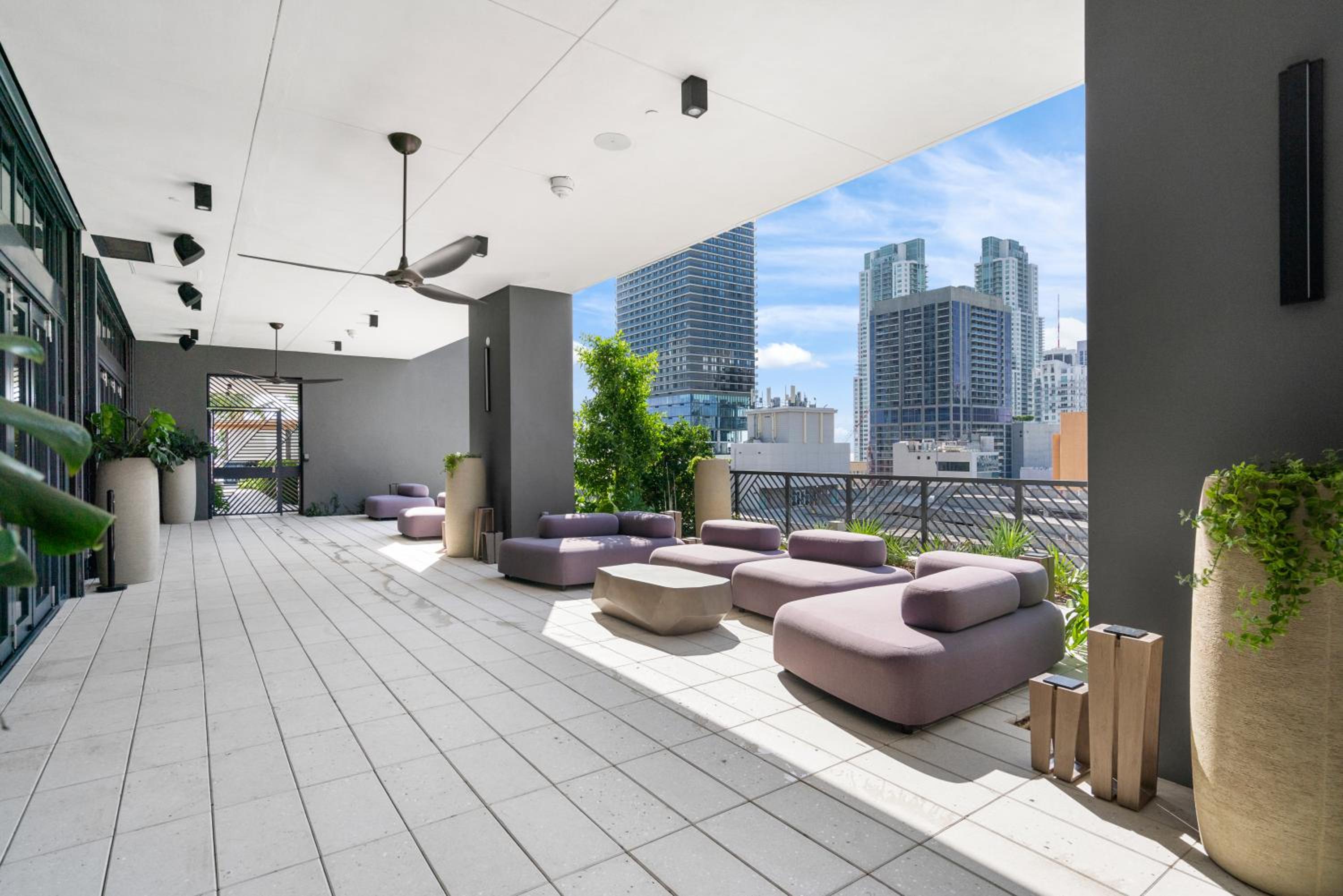 New Luxury 26th Floor Apartment in the heart of Miami