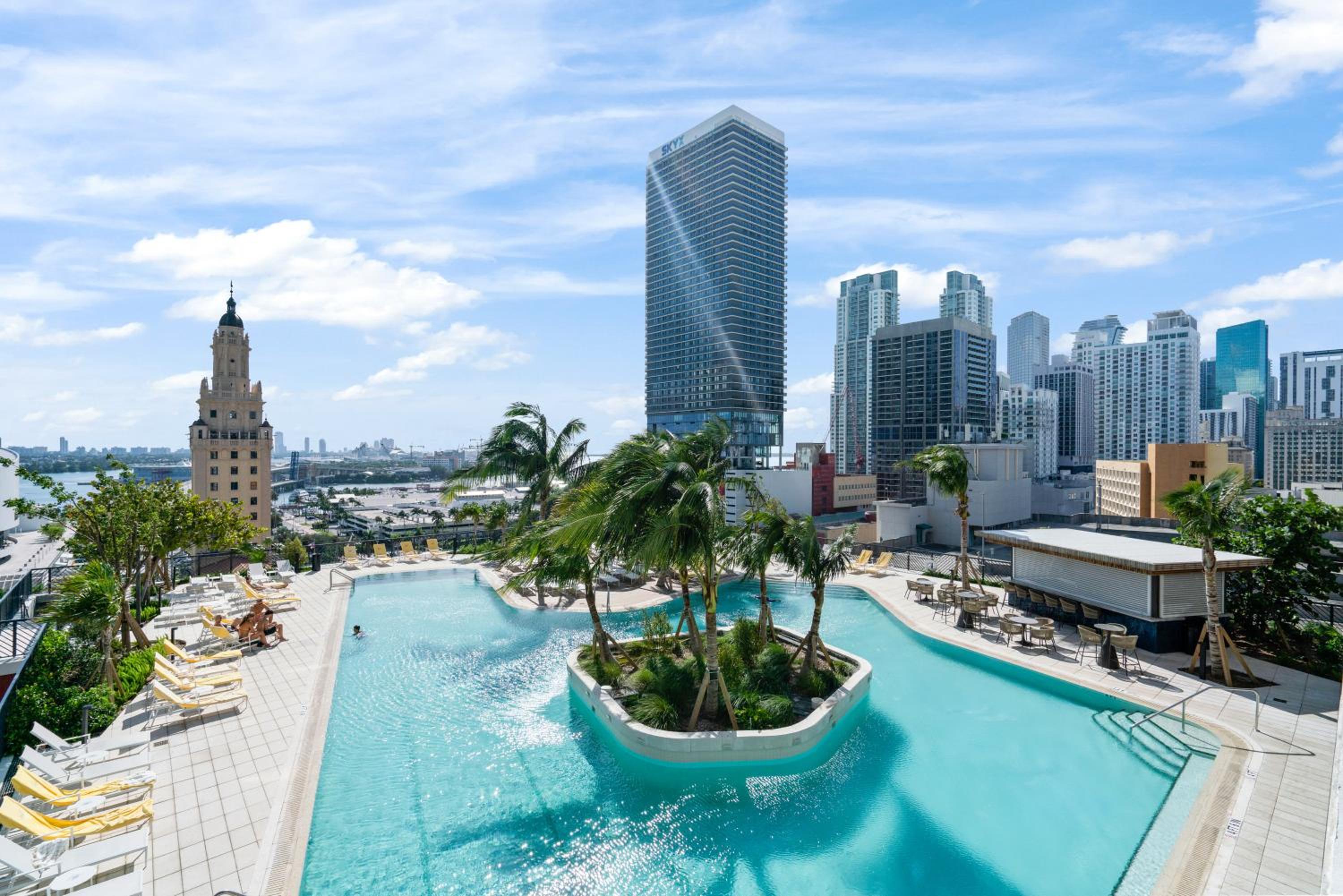 New Luxury 26th Floor Apartment in the heart of Miami
