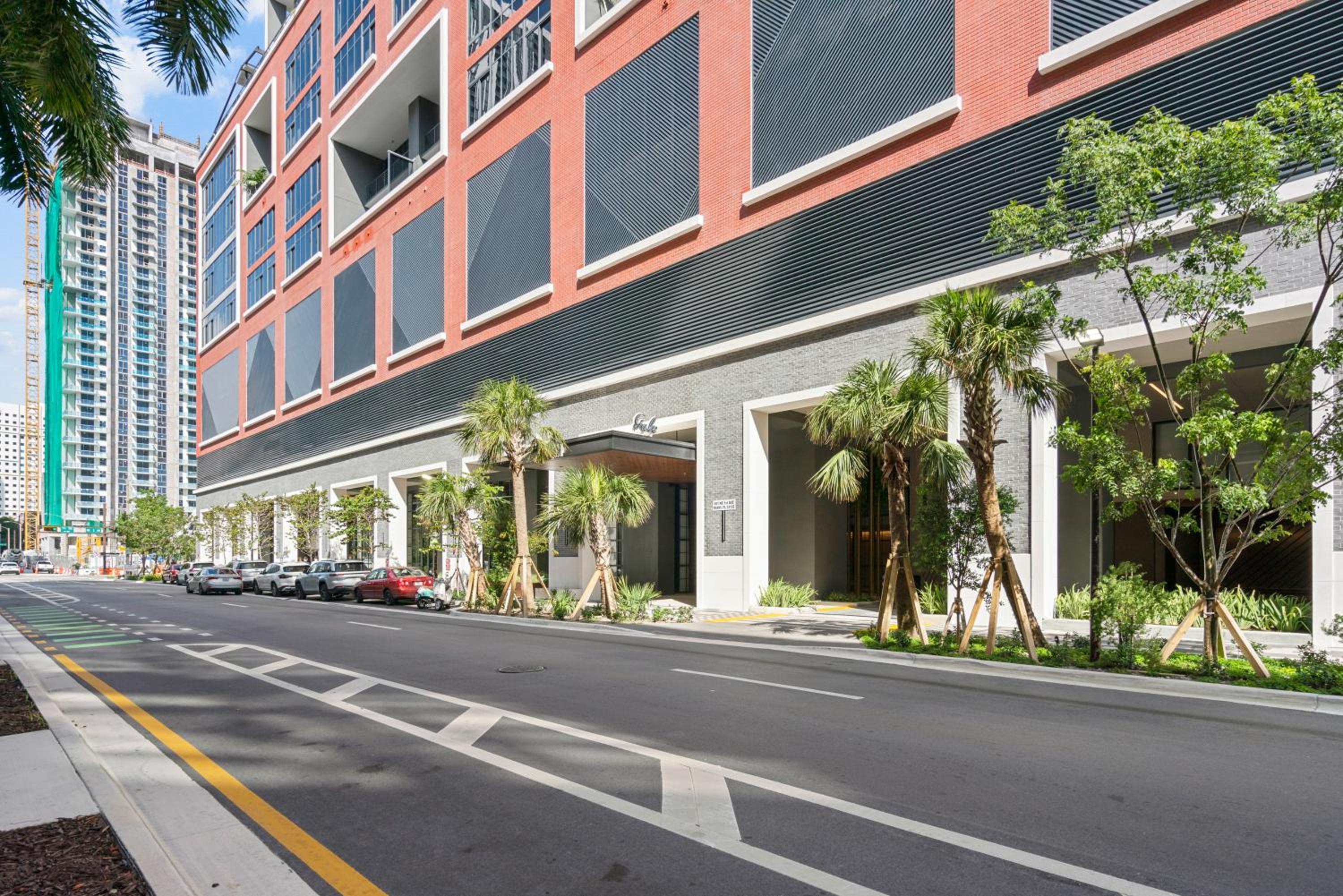 New Luxury 26th Floor Apartment in the heart of Miami