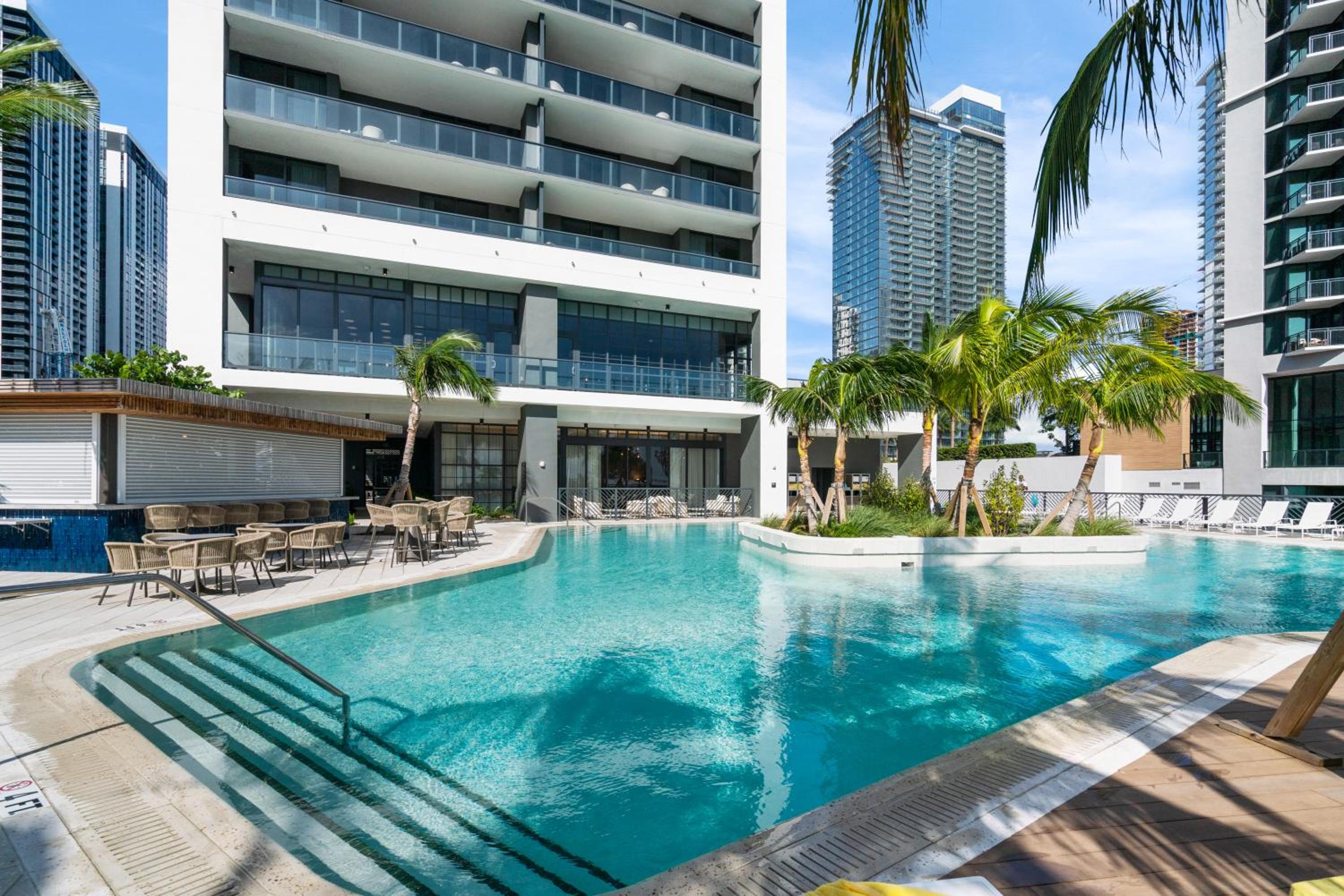 New Luxury 26th Floor Apartment in the heart of Miami