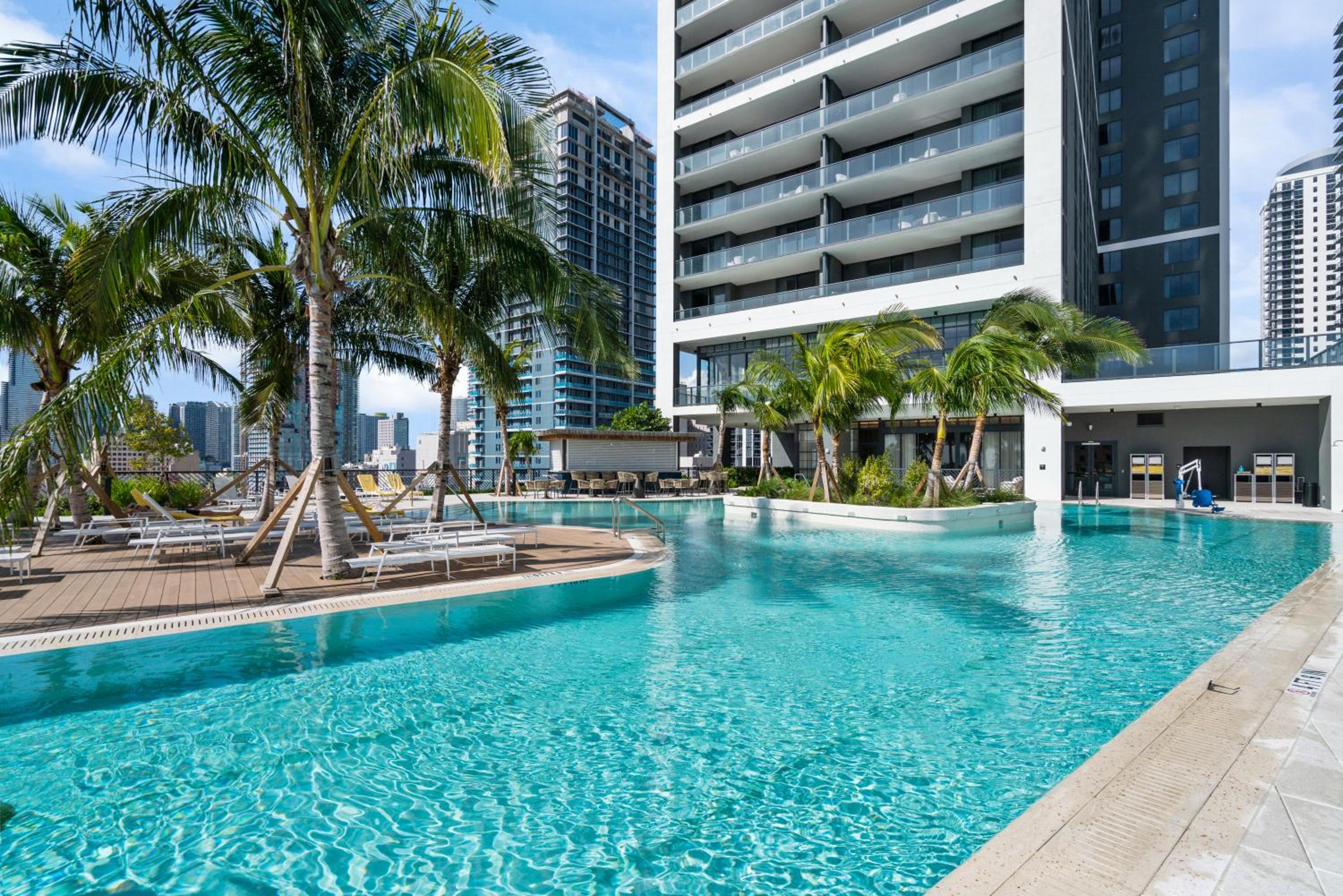 New Luxury 26th Floor Apartment in the heart of Miami