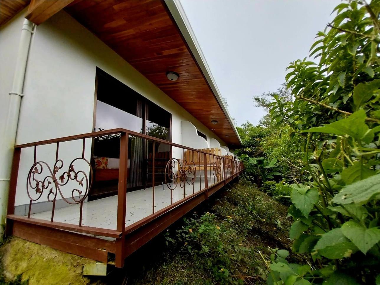 Belcruz family lodge