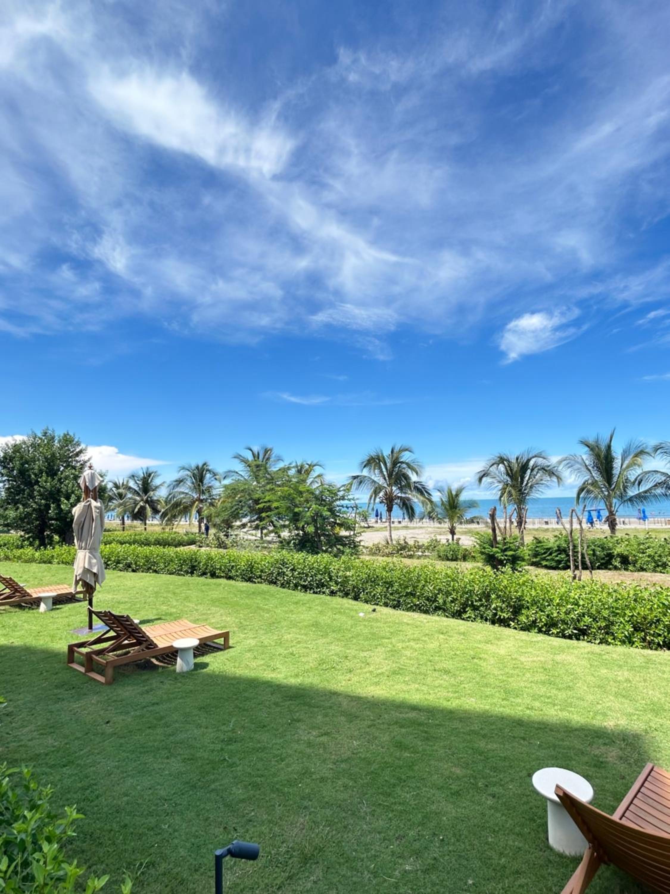 Lujo y relax frente al mar en Morros Eos