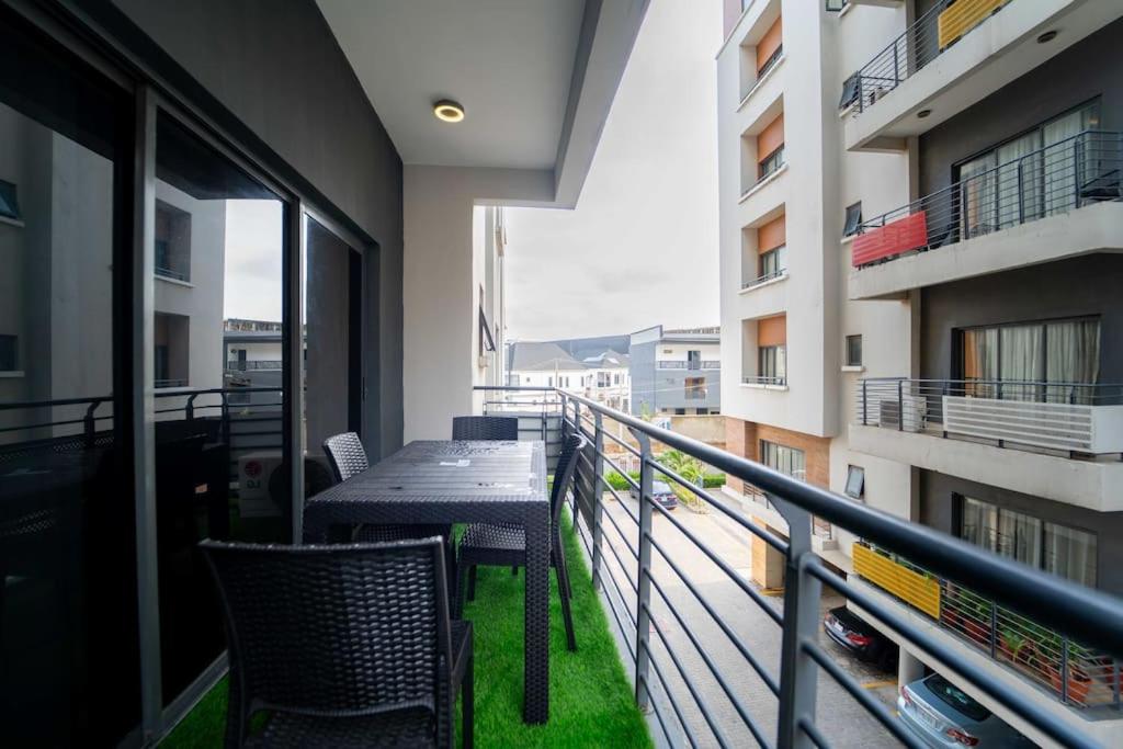 LuxSmart Ensuite 3Bed Pool & Gym view 5