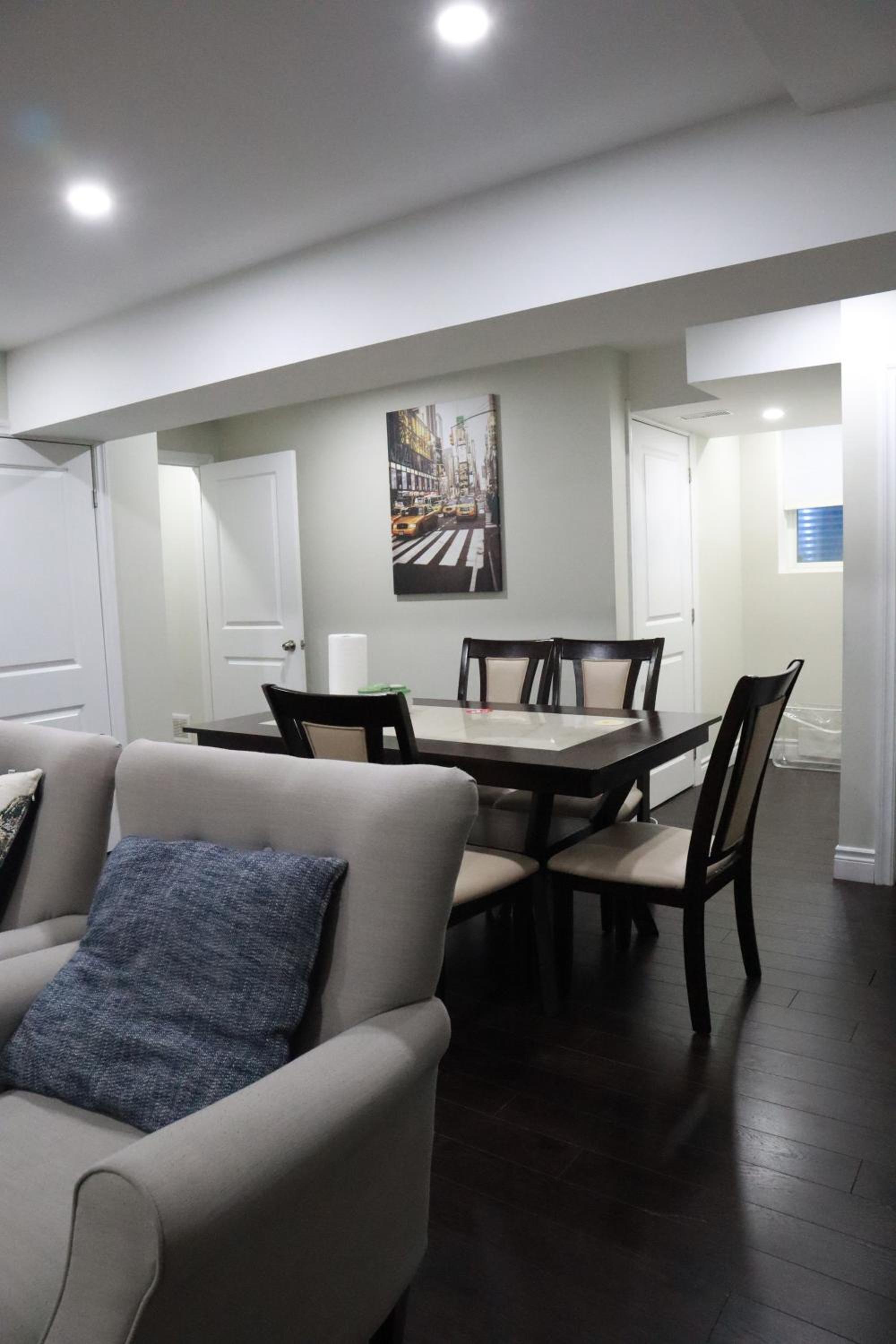 Stunning Furnished 2 Bedroom 2 Washroom Basement Apartment