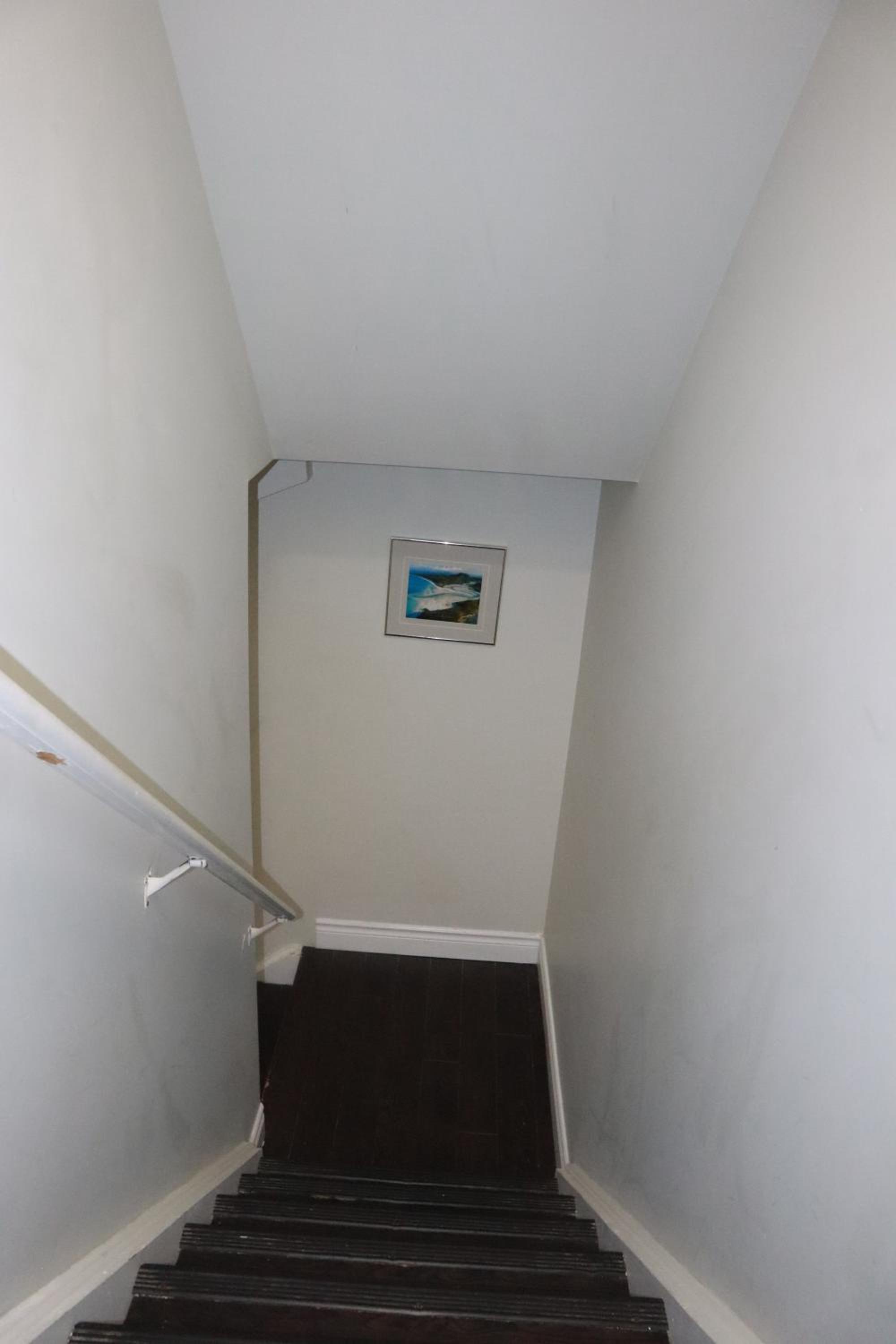 Stunning Furnished 2 Bedroom 2 Washroom Basement Apartment