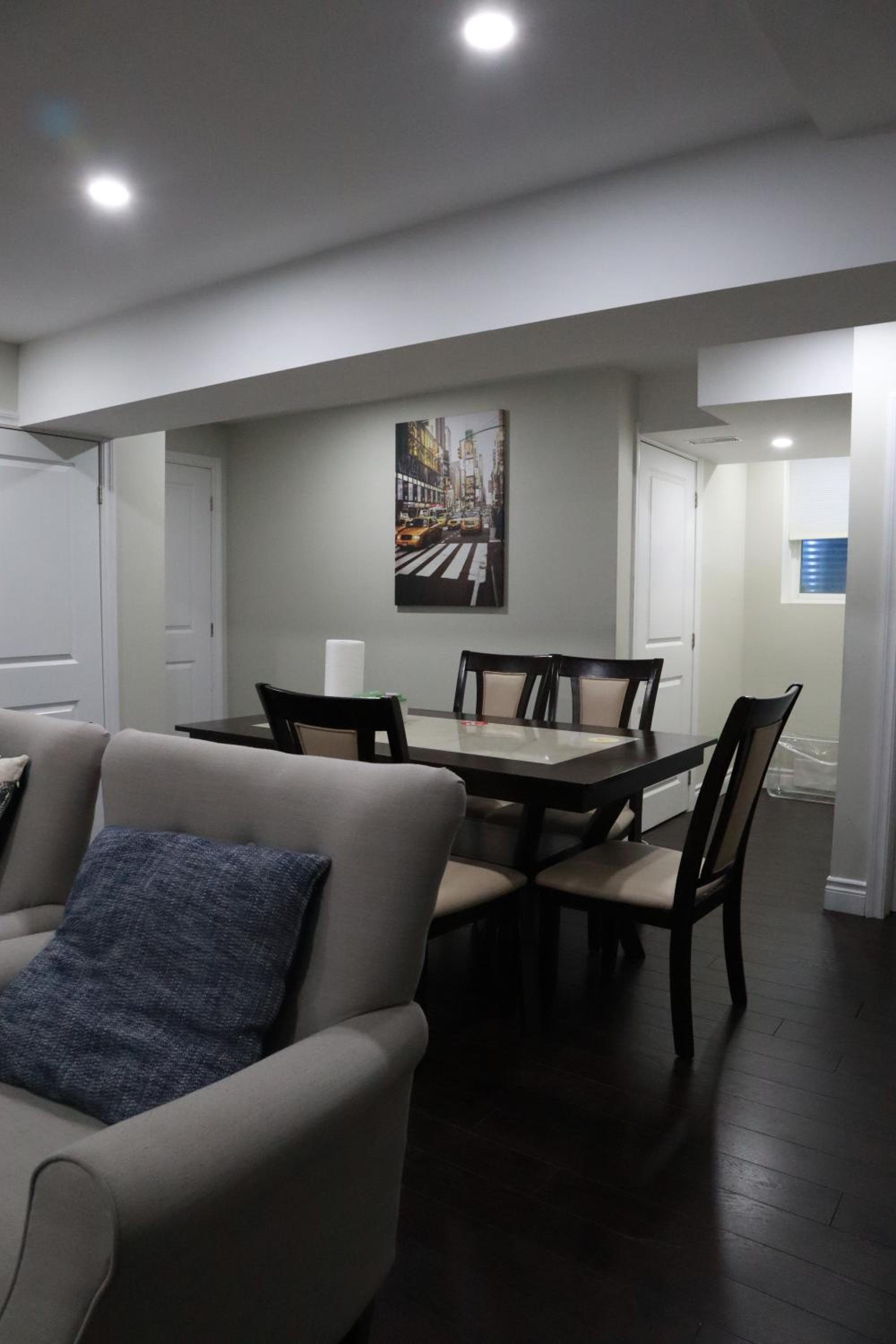 Stunning Furnished 2 Bedroom 2 Washroom Basement Apartment