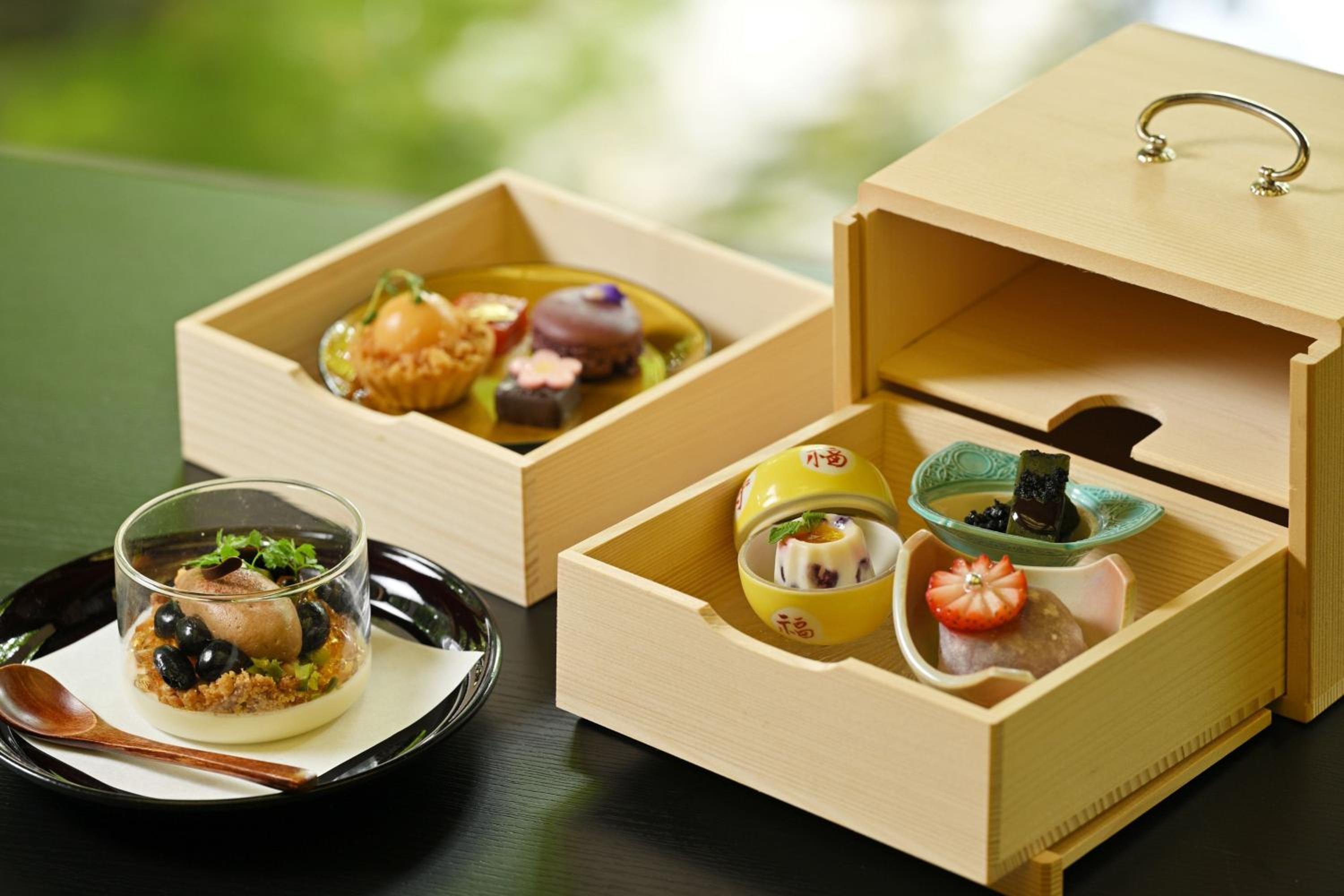 The Prince Kyoto Takaragaike, Autograph Collection 49