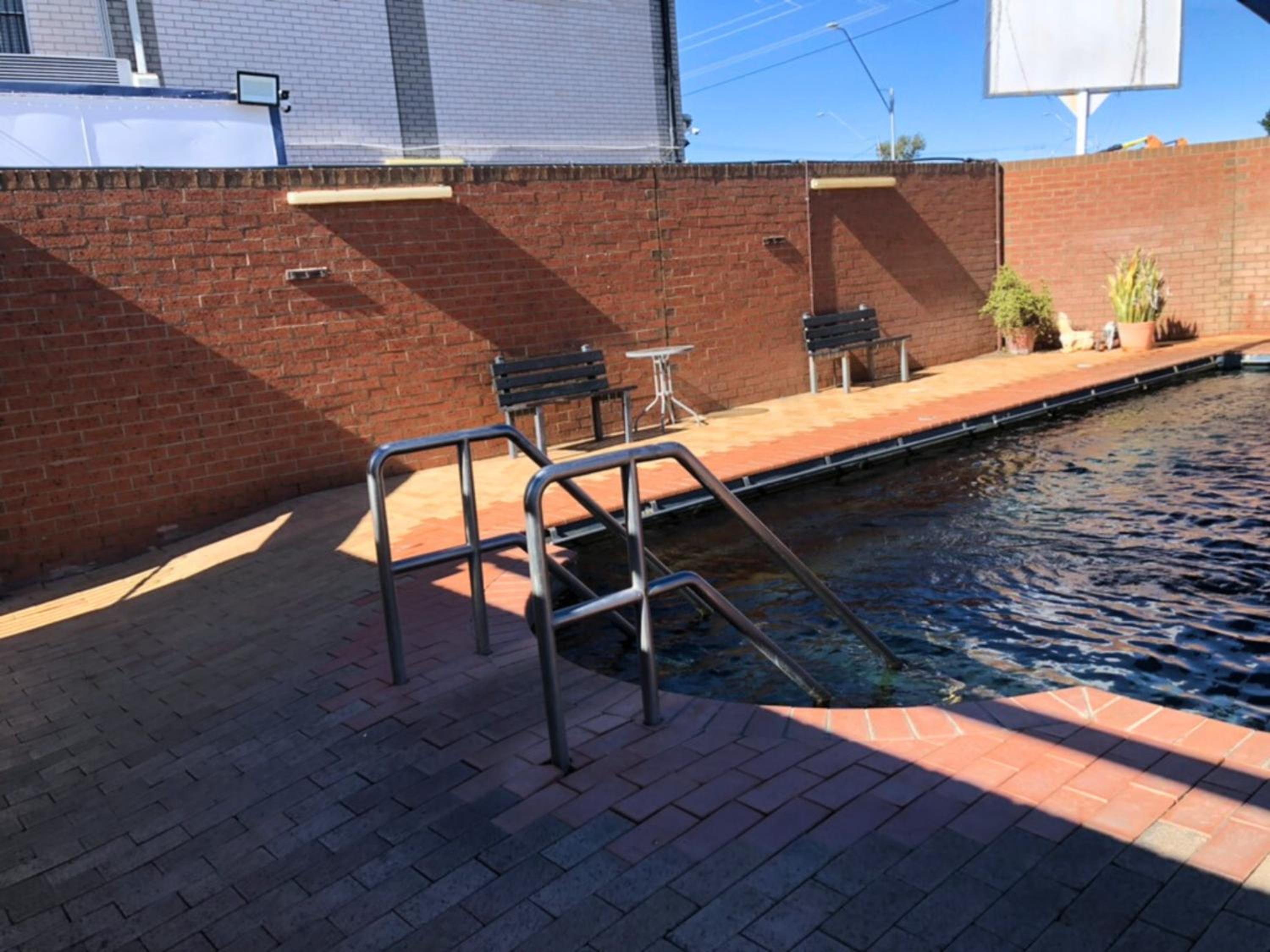 The Phoenix Artesian Spa Resort and Accommodation