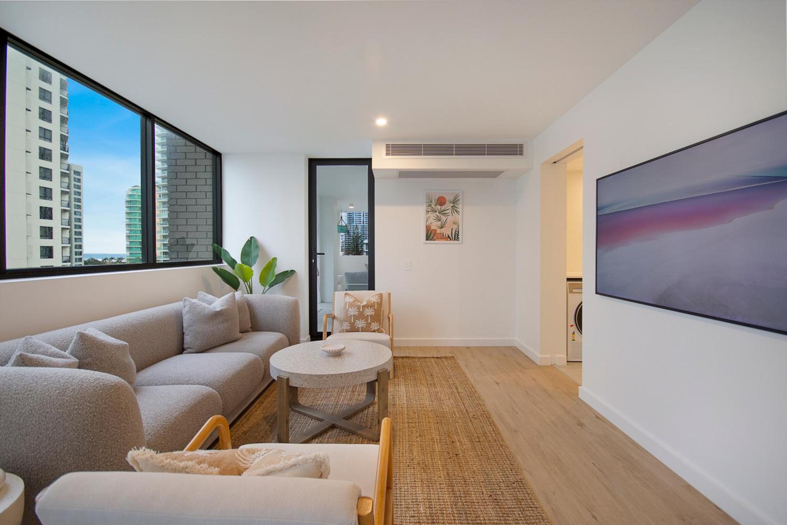 The Shores Surfers Paradise Apartments
