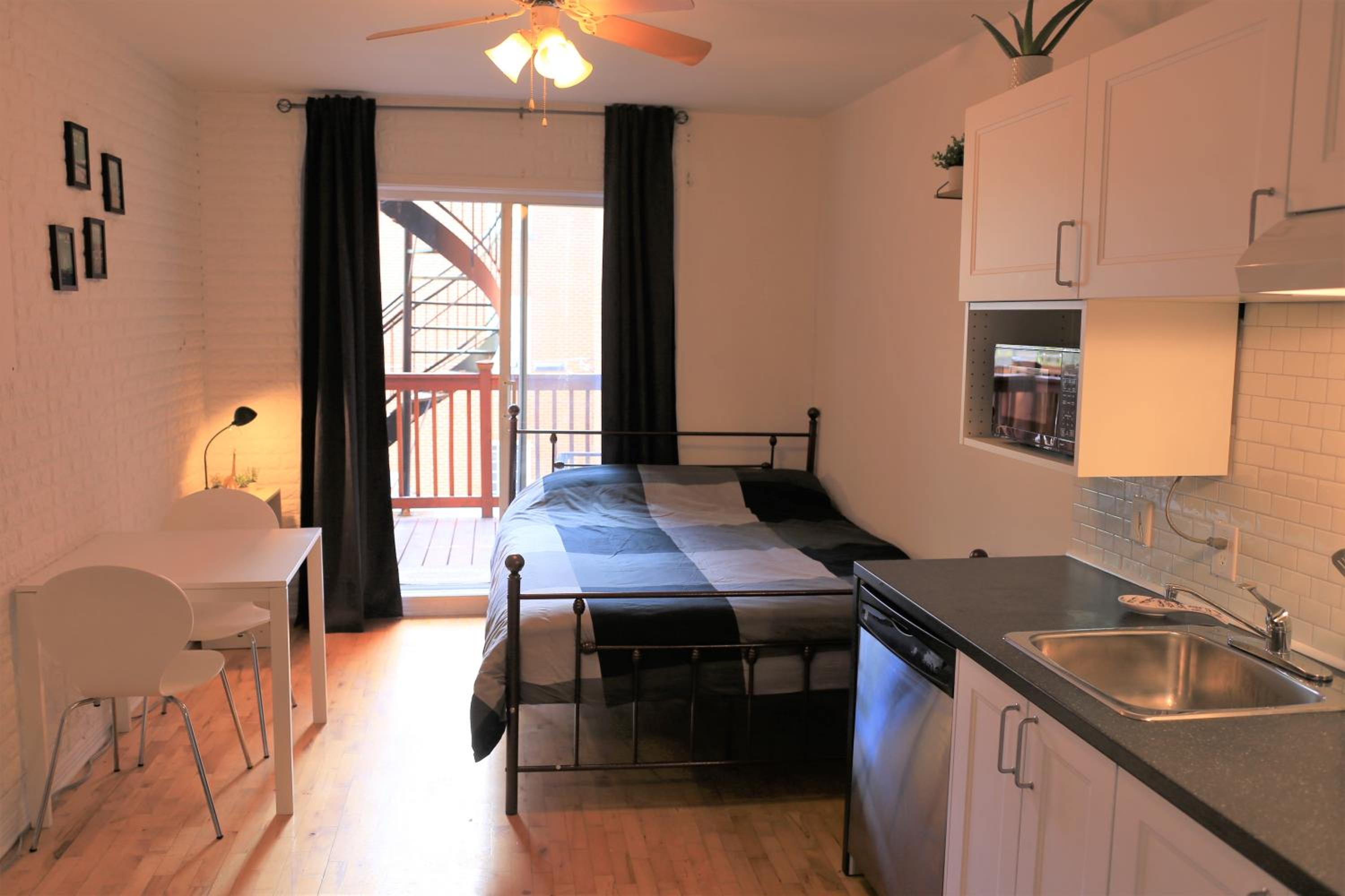 Cozy studio in montreal