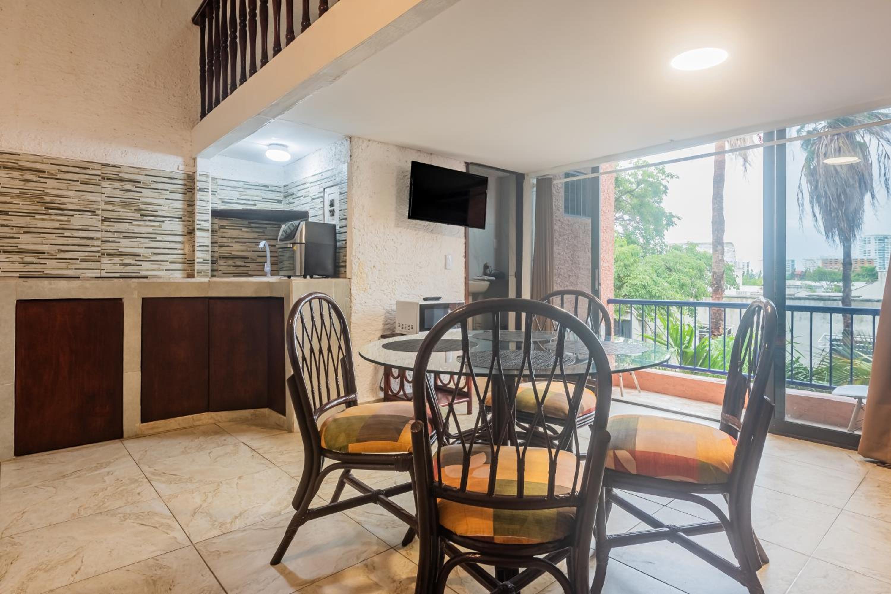 Cancún Suites Apartments - Hotel Zone