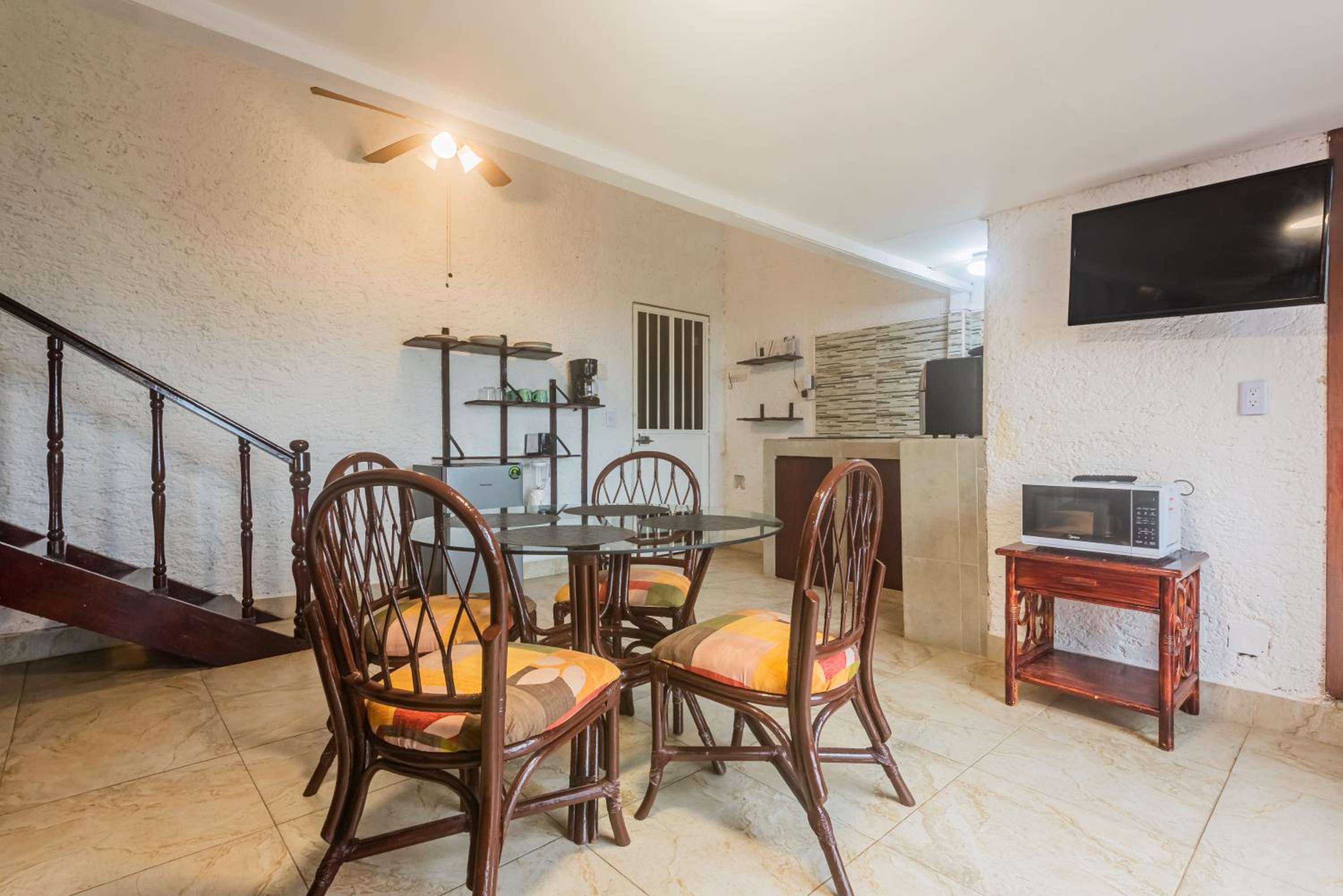 Cancún Suites Apartments - Hotel Zone