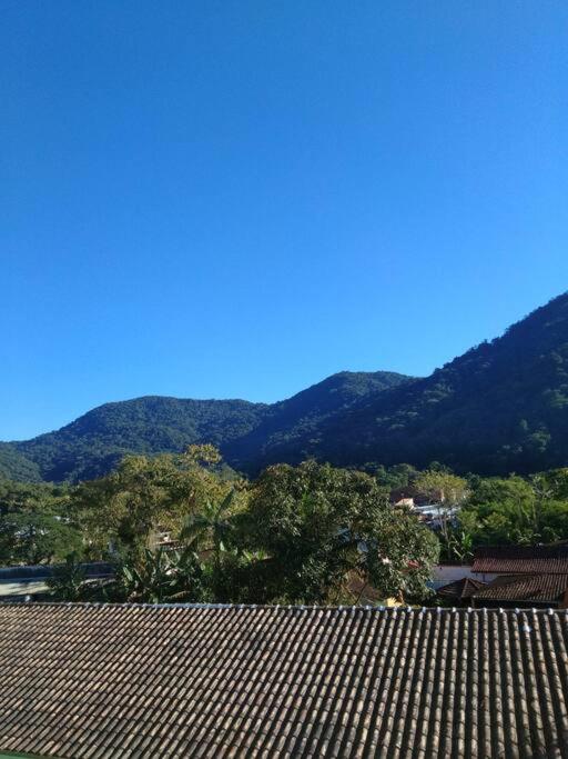 Ap 350 a pé praia Perequê Mirim, Santa Rita, Enseada, a 5 minutos de carro Lamberto, Lázaro e Domingas Dias