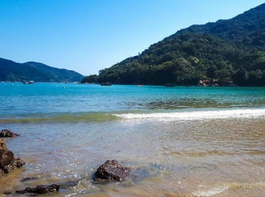 Ap 350 a pé praia Perequê Mirim, Santa Rita, Enseada, a 5 minutos de carro Lamberto, Lázaro e Domingas Dias