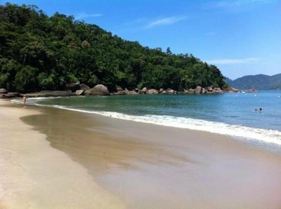Ap 350 a pé praia Perequê Mirim, Santa Rita, Enseada, a 5 minutos de carro Lamberto, Lázaro e Domingas Dias