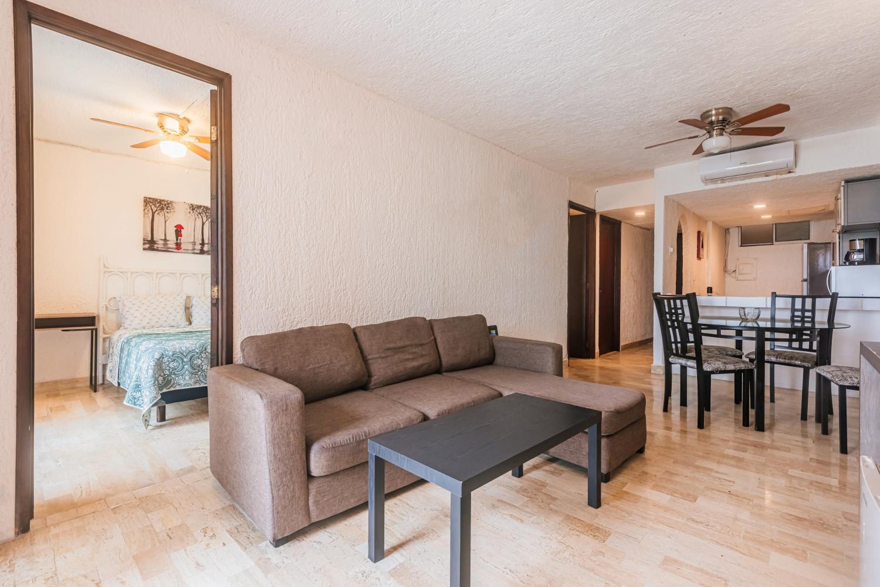 Cancún Suites Apartments - Hotel Zone