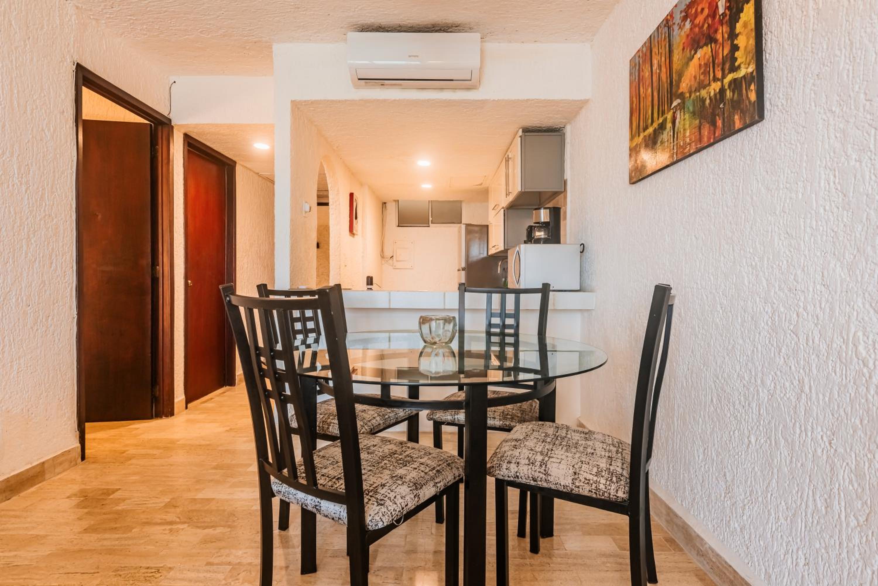Cancún Suites Apartments - Hotel Zone