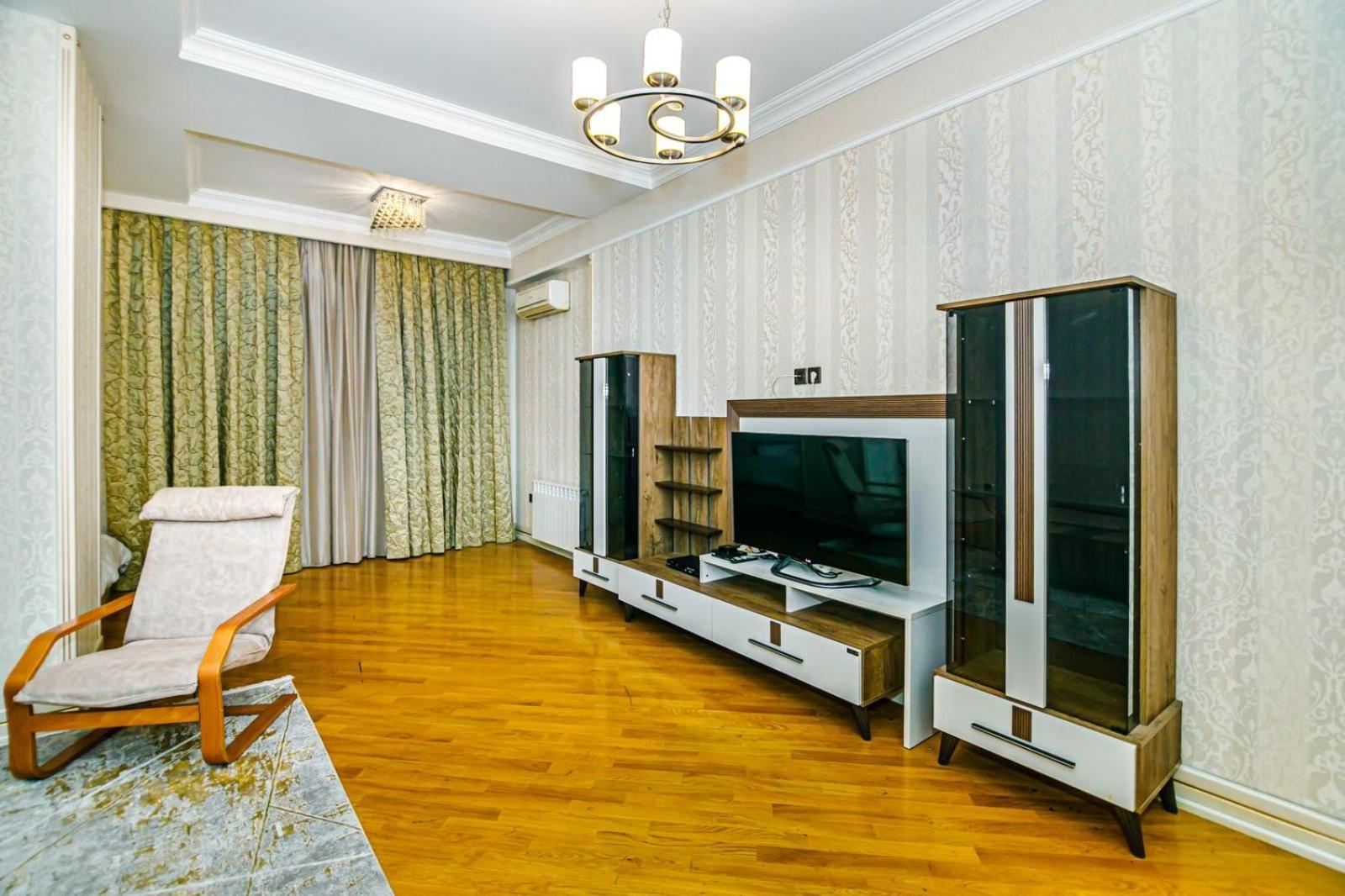SEA VIEW HOTEL APARTMENT ViP MC DONALD'S
