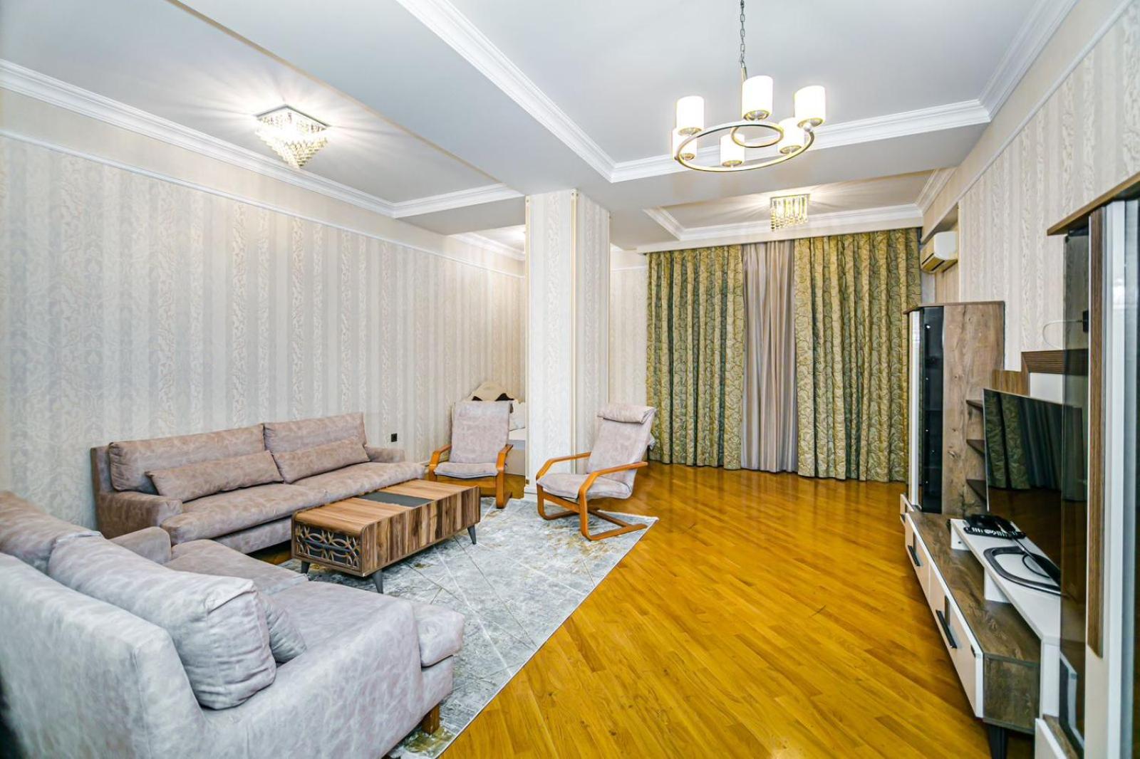 SEA VIEW HOTEL APARTMENT ViP MC DONALD'S
