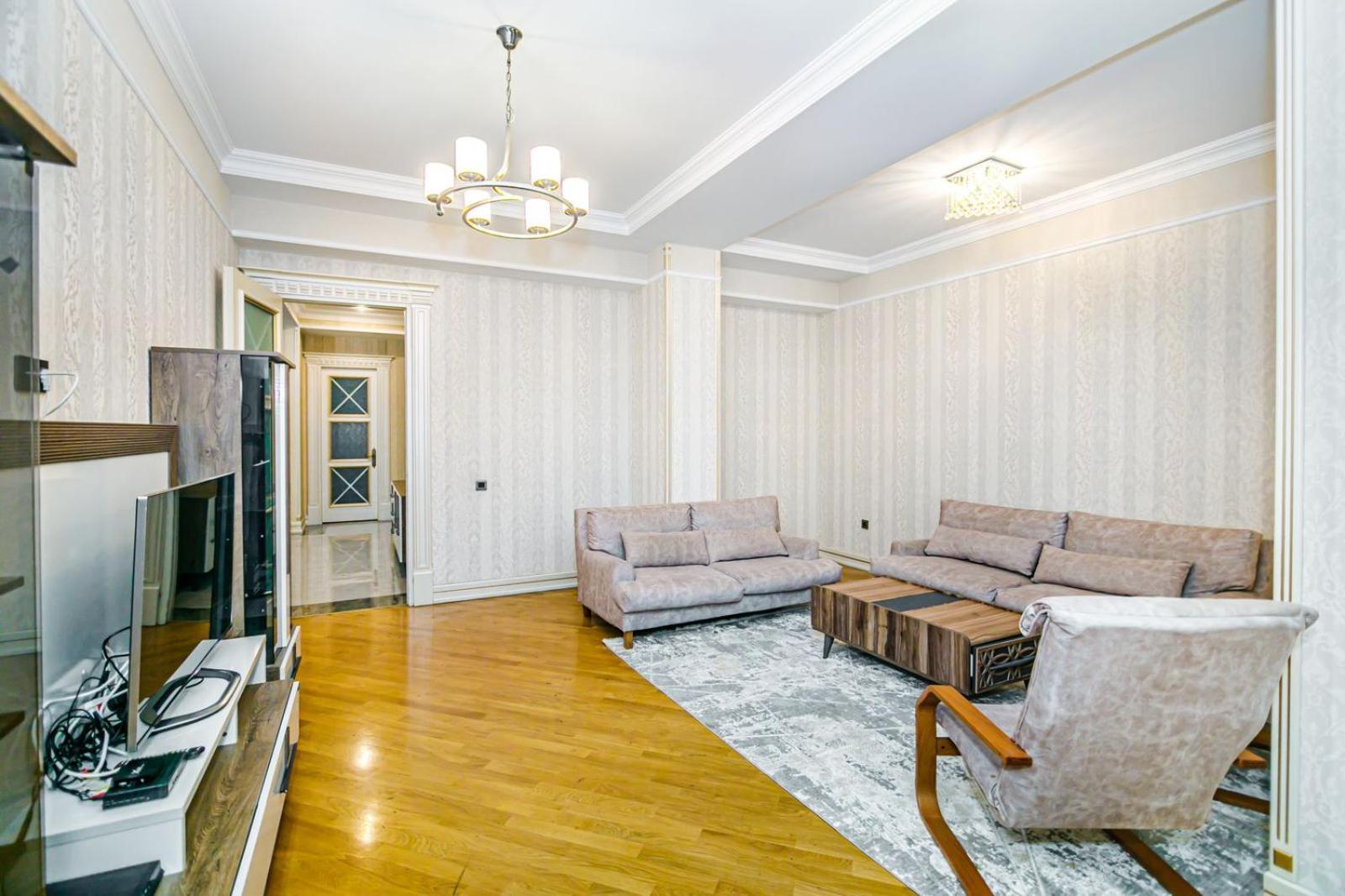 SEA VIEW HOTEL APARTMENT ViP MC DONALD'S