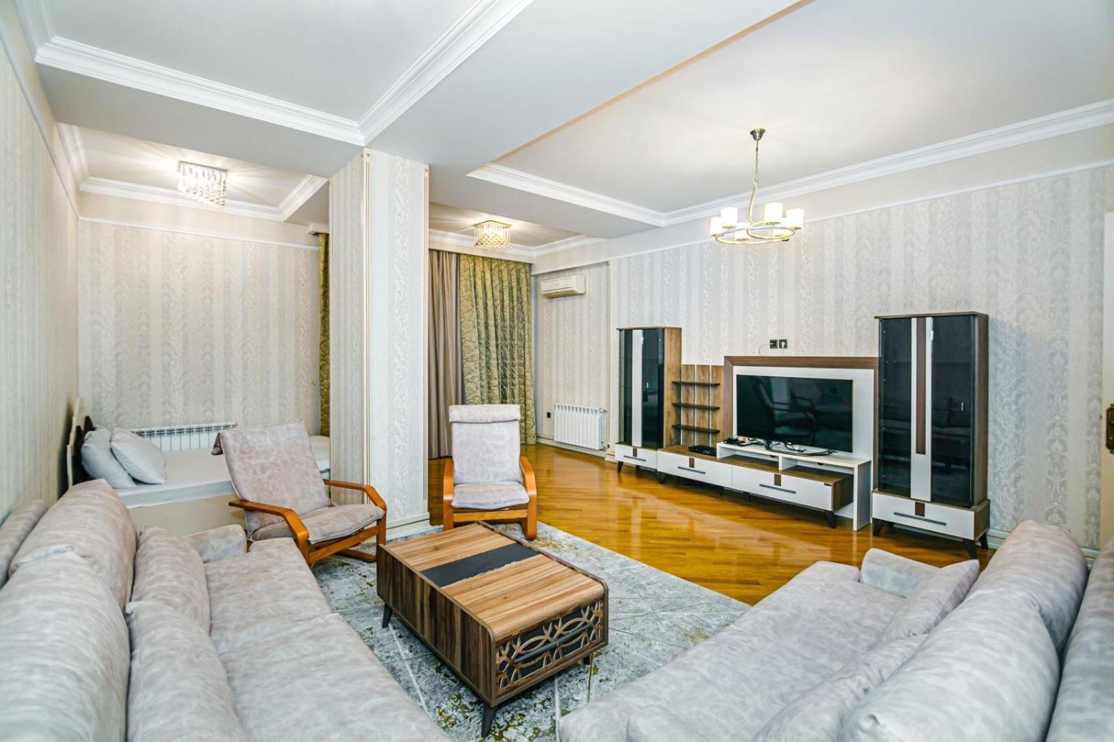 SEA VIEW HOTEL APARTMENT ViP MC DONALD'S