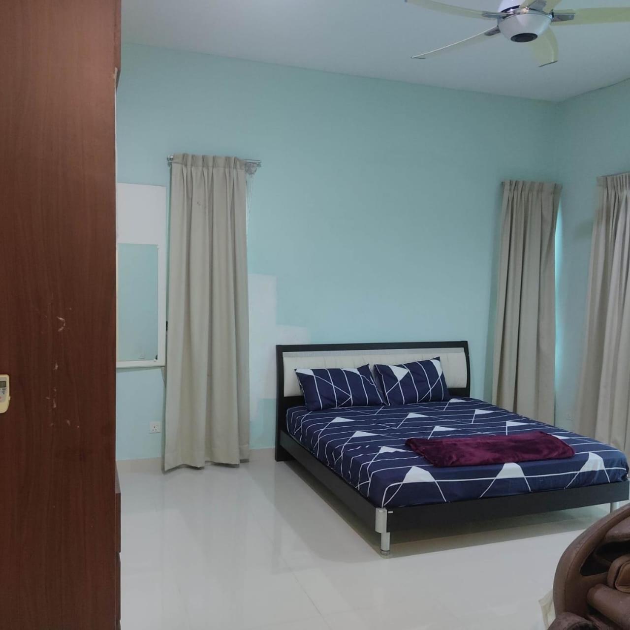 WeJDAN TWO POINT O WHOLE HOUSE BUT BUDGET PARTIAL BOOKING 2ROOMS 2BATHROOMS AND NEVER MIX WITH OTHERS AND YOUR TEAM ONLY BALIK PULAU, PENANG ISLAND photo 2
