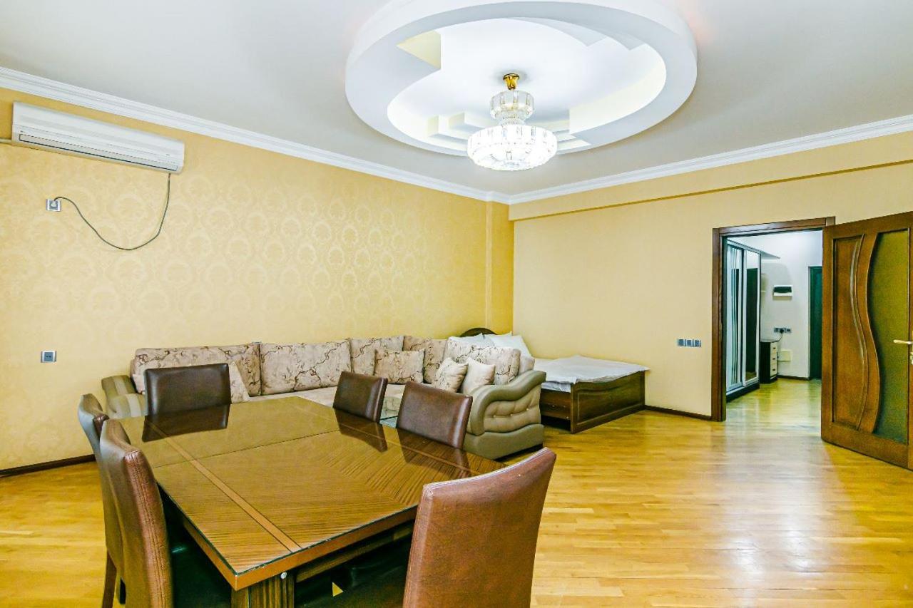 SEA VIEW HOTEL APARTMENT ViP MC DONALD'S