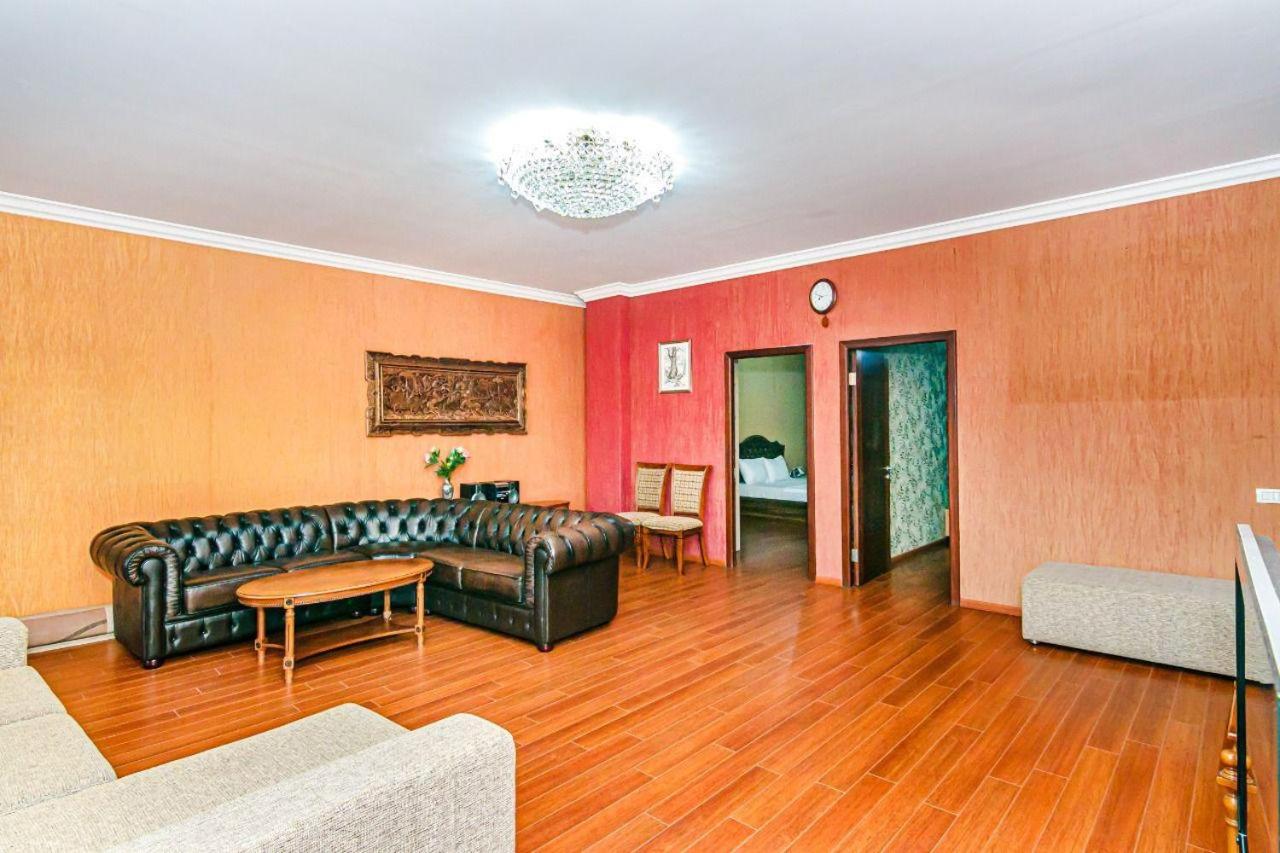 SEA VIEW HOTEL APARTMENT ViP MC DONALD'S