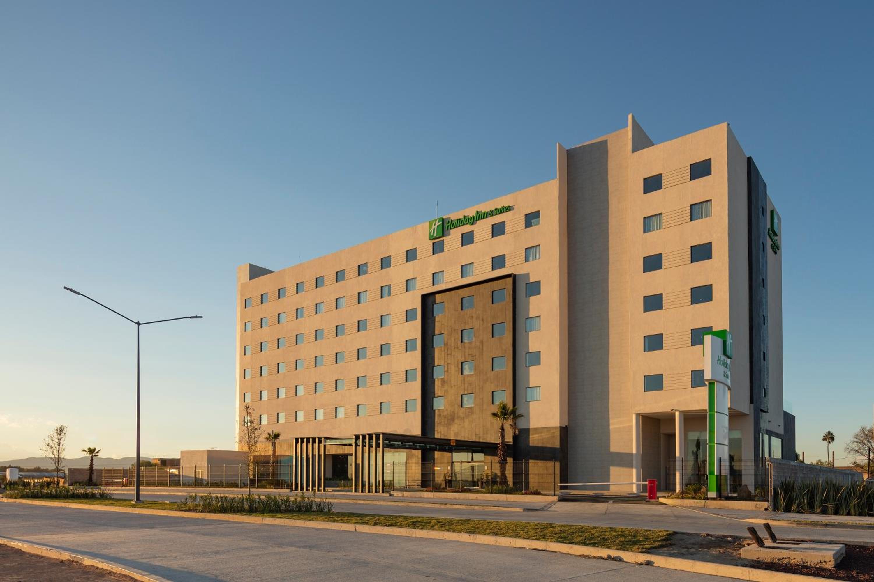 Hotel Holiday Inn & Suites - Aguascalientes, an IHG Hotel - Image 1
