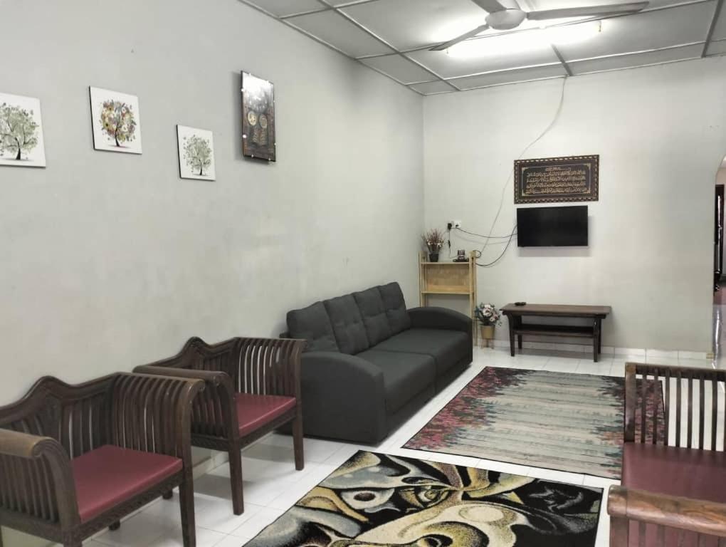 Harraz Homestay Gebeng OnlyMuslim photo 4