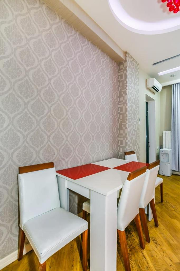 SEA VIEW HOTEL APARTMENT ViP MC DONALD'S