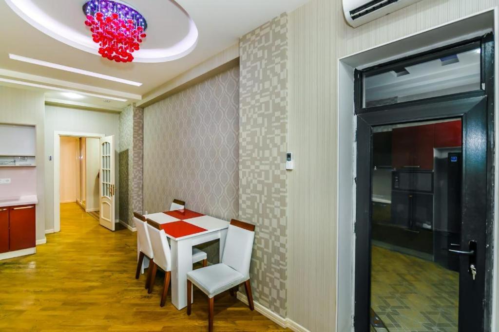 SEA VIEW HOTEL APARTMENT ViP MC DONALD'S