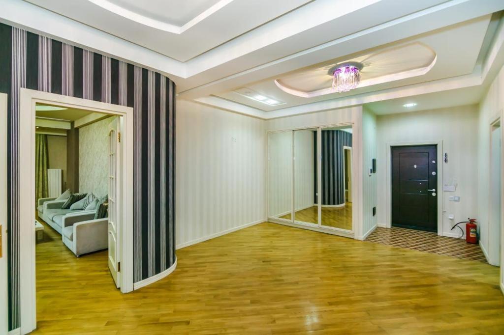 SEA VIEW HOTEL APARTMENT ViP MC DONALD'S