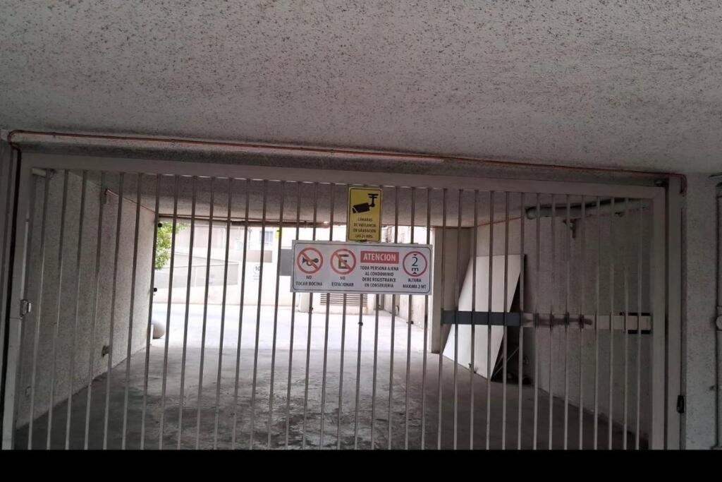 Santiago Departamento equipado acceso a locomoción opción a Estacionamiento