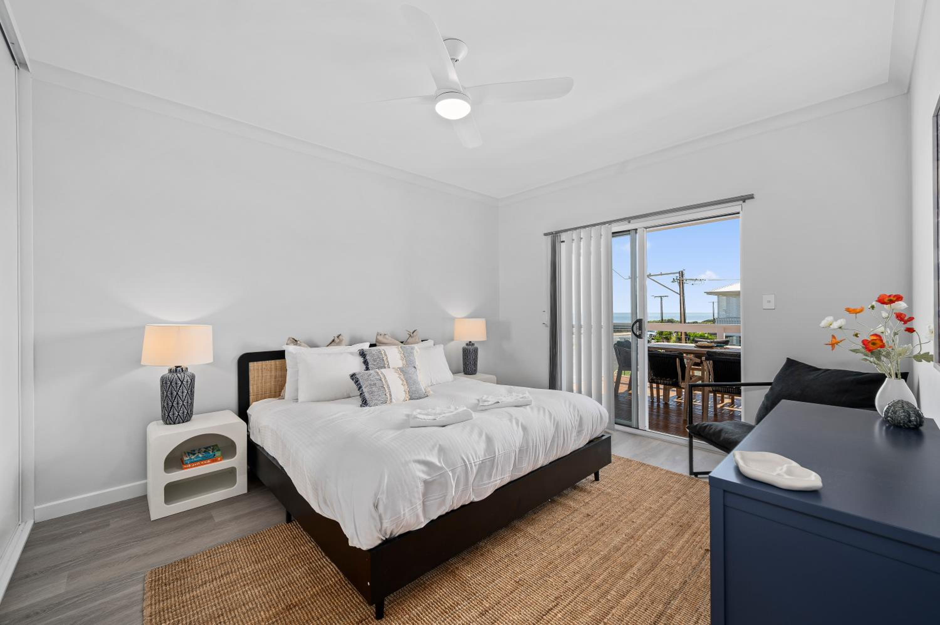 C-Views - Aldinga Beach - C21 SouthCoast Holidays