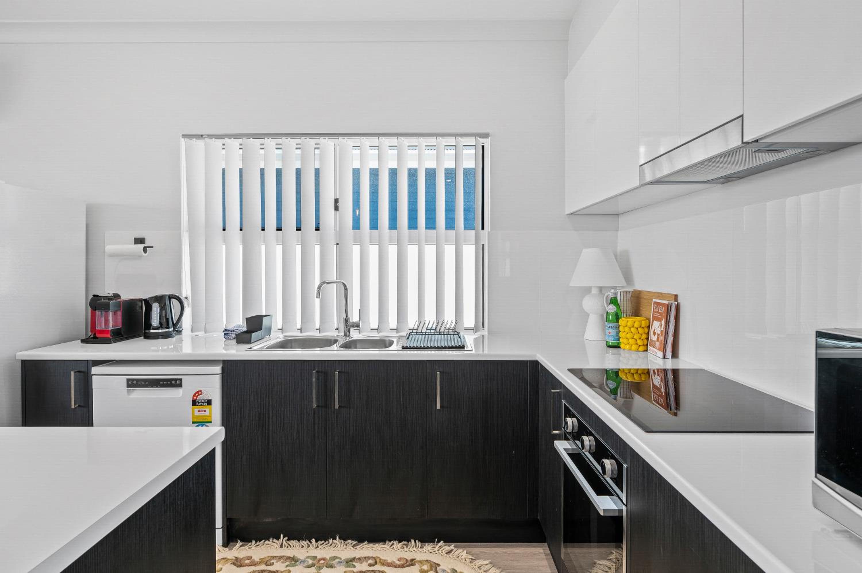 C-Views - Aldinga Beach - C21 SouthCoast Holidays