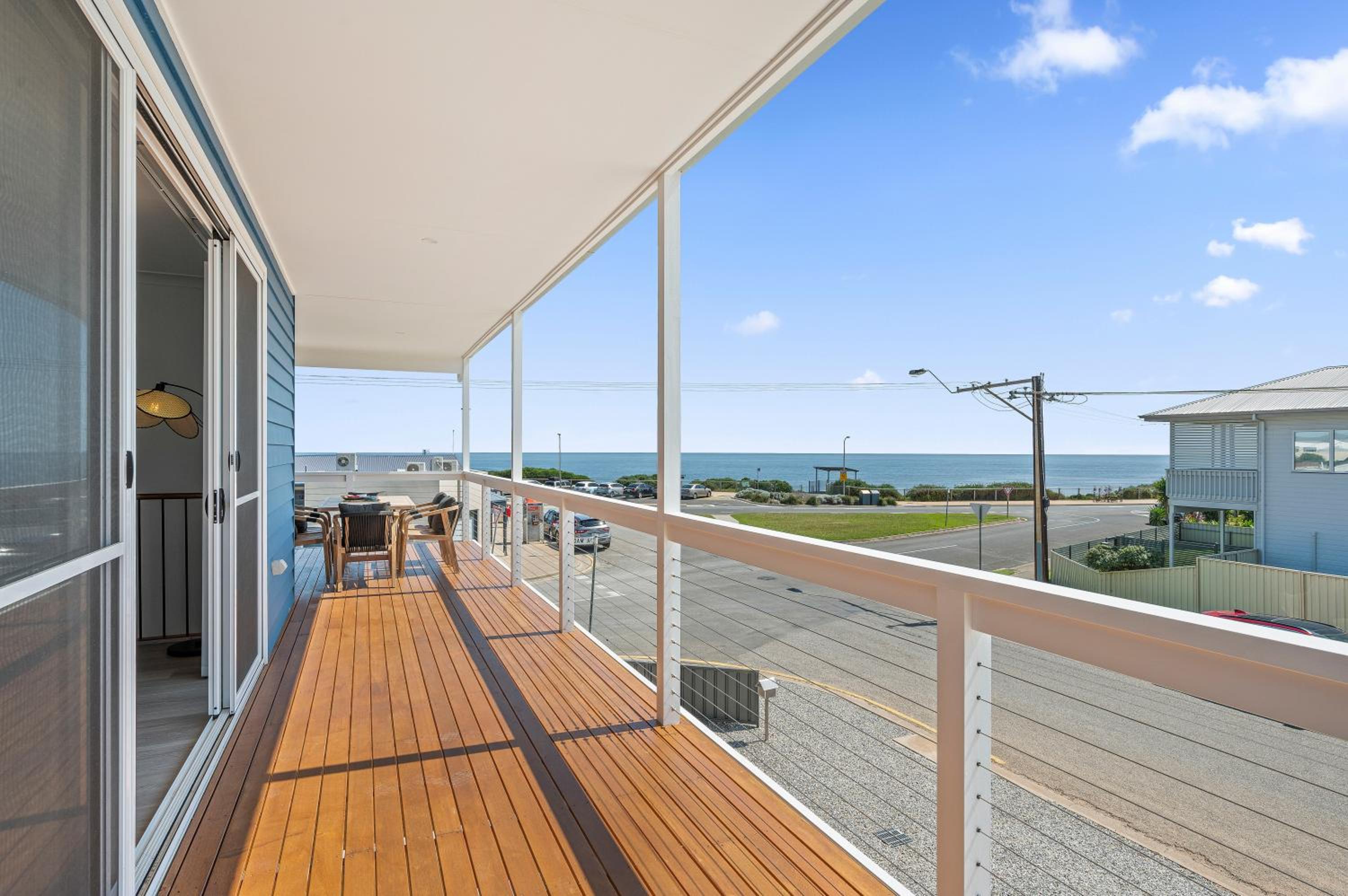 C-Views - Aldinga Beach - C21 SouthCoast Holidays