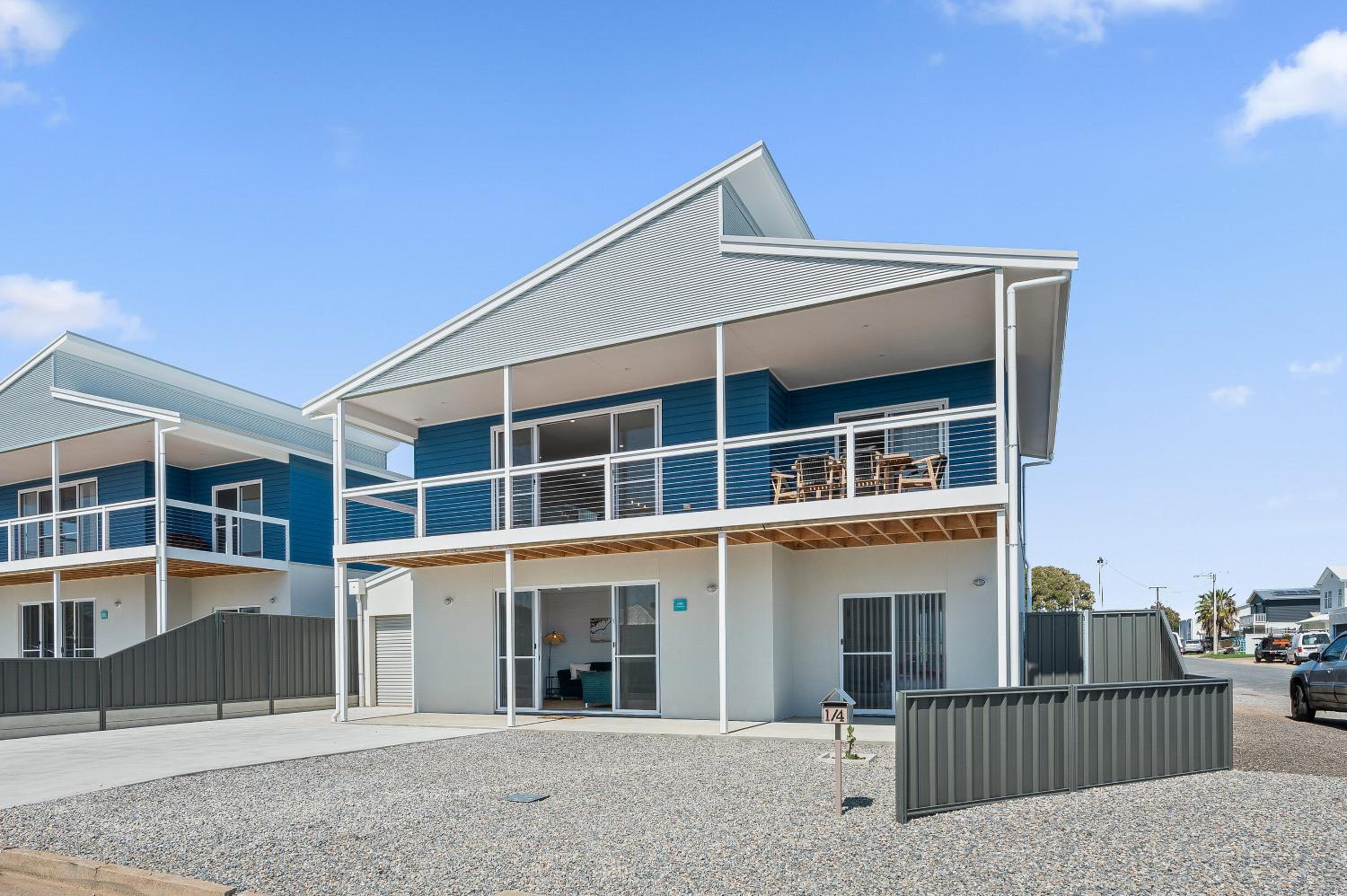 C-Views - Aldinga Beach - C21 SouthCoast Holidays