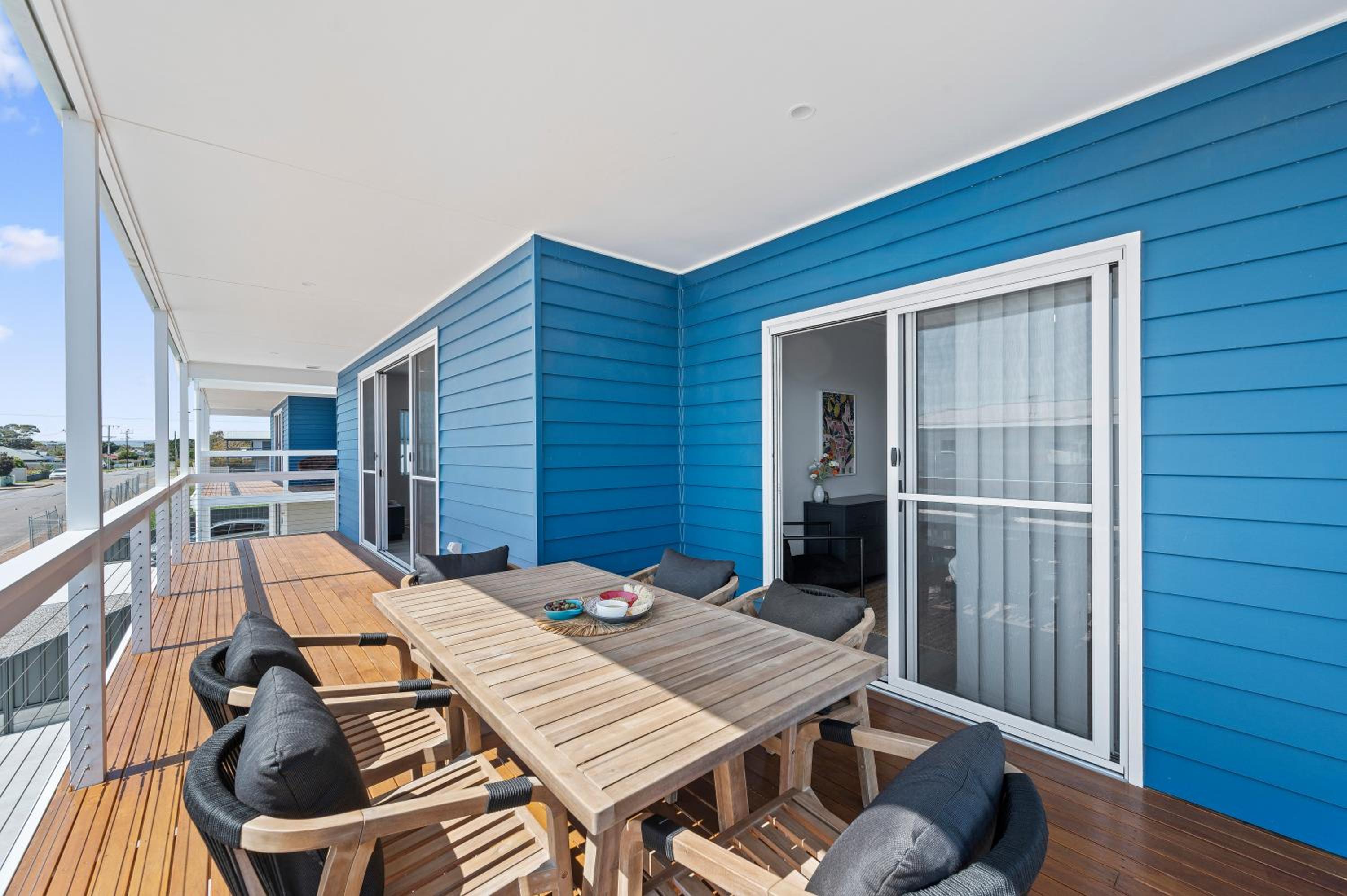 C-Views - Aldinga Beach - C21 SouthCoast Holidays