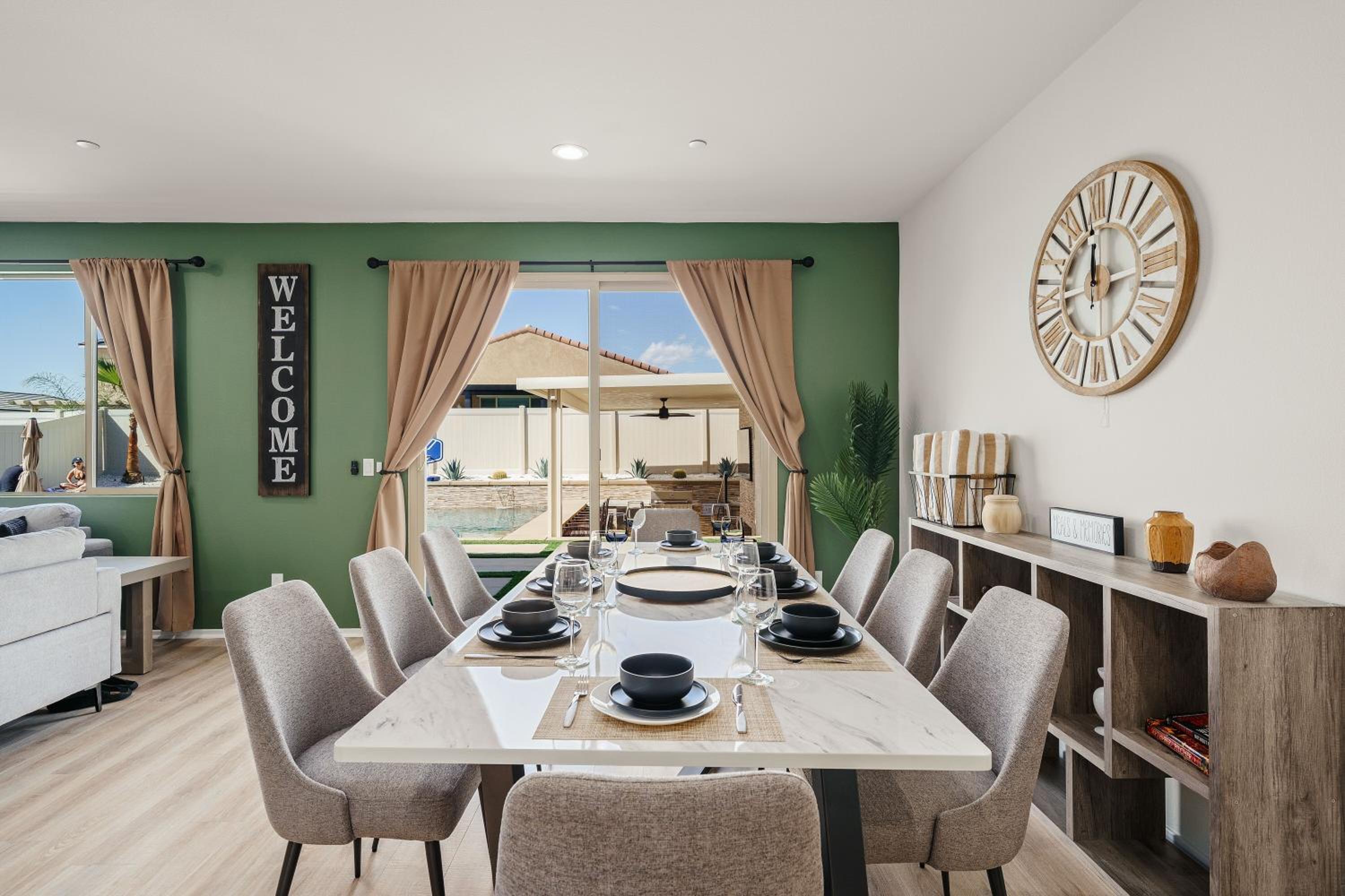 dining