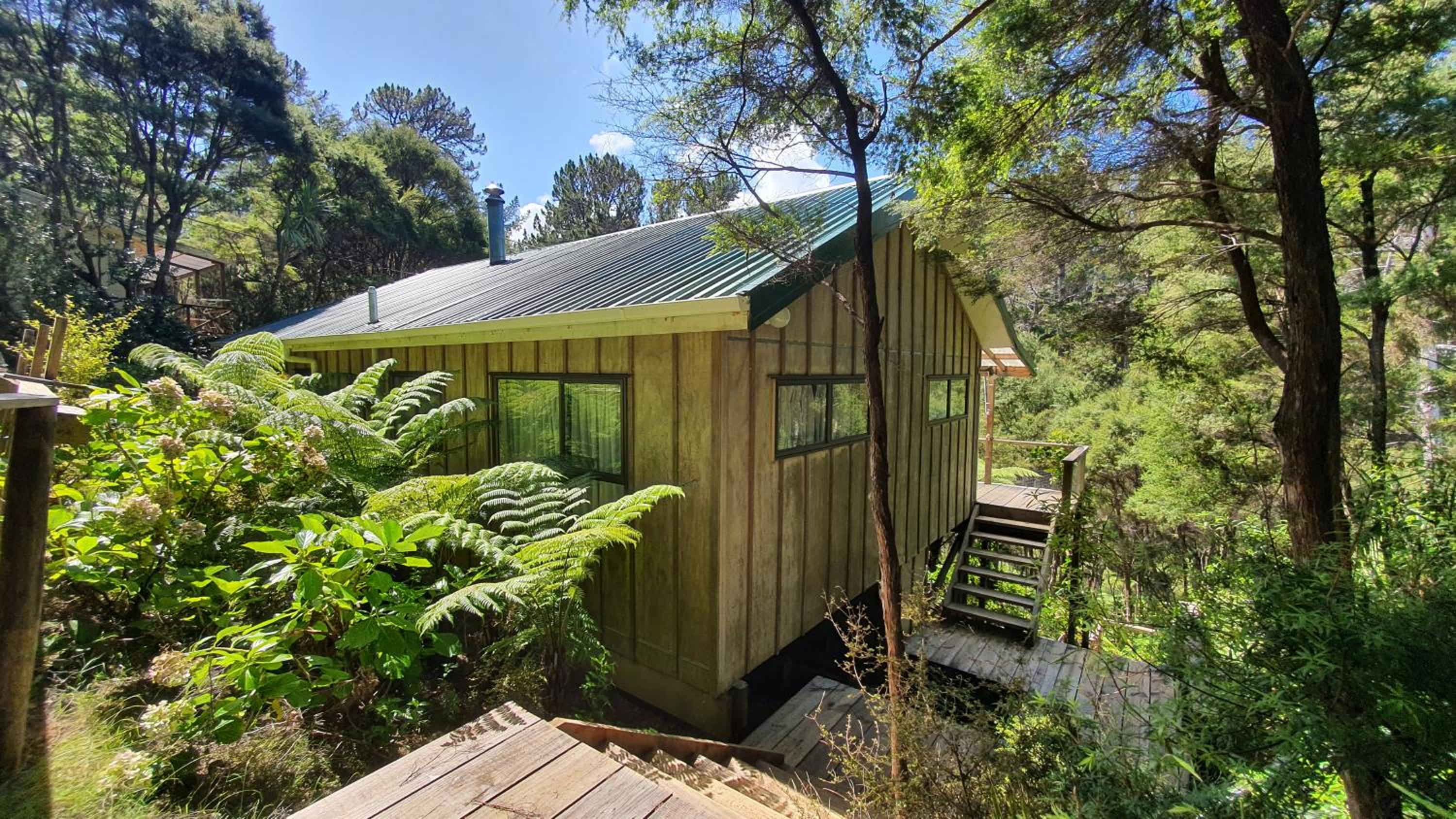 The Weka House - Kawau Island Holiday Home view 4