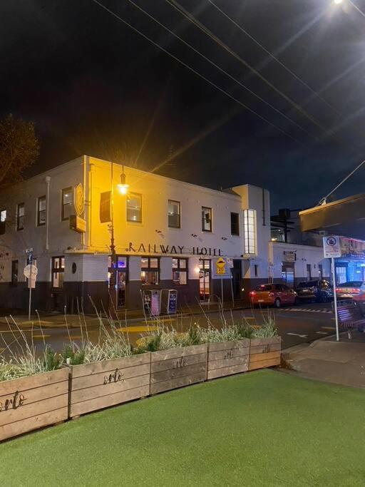 Lemon Tree Cottage Yarraville Inner City Oasis