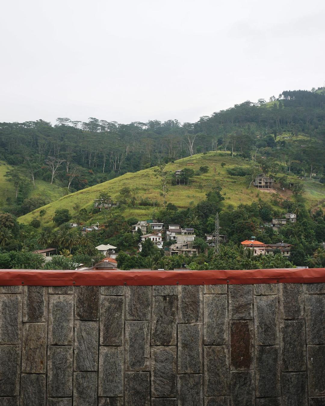 Kandy Mountain Solace