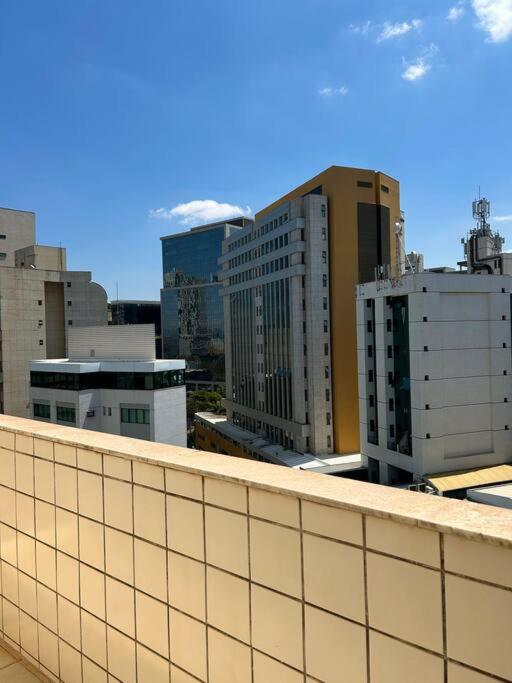 Linda cobertura no Vila da Serra