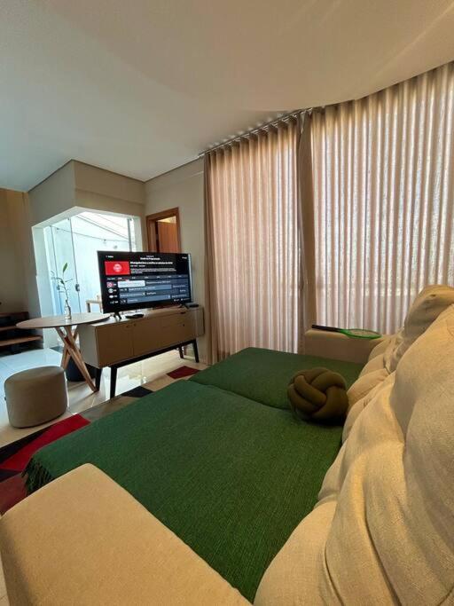 Linda cobertura no Vila da Serra
