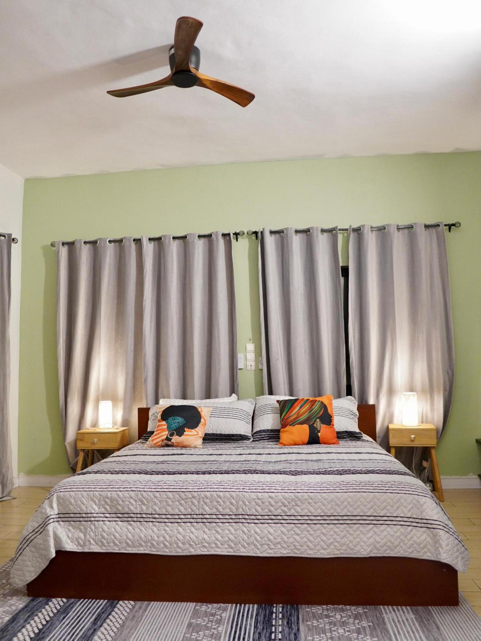 Ivy Residence 4br 6ba with terrasse