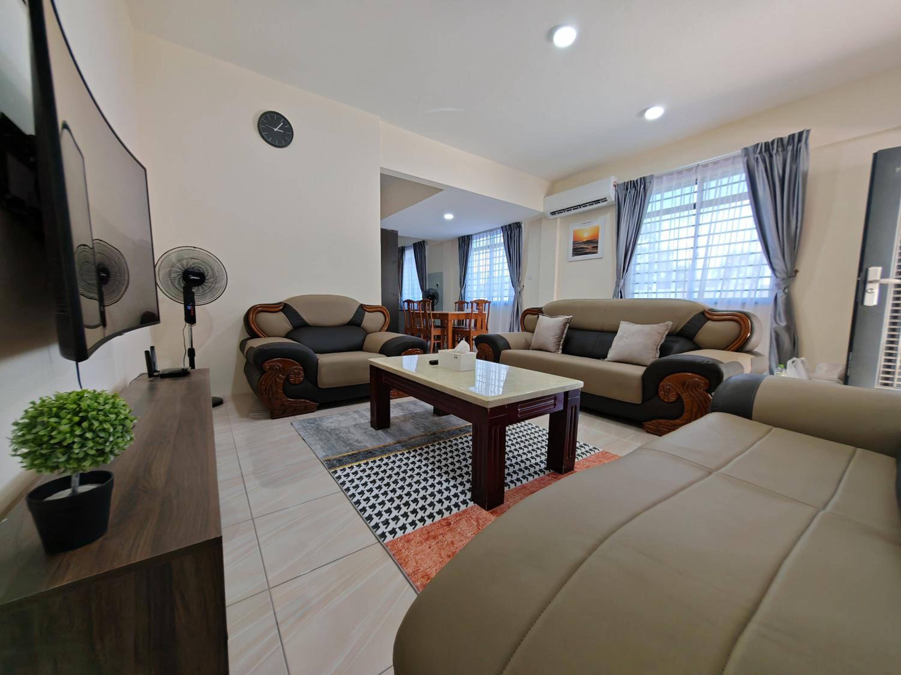 Riverside Landed House 河景湾 photo 4